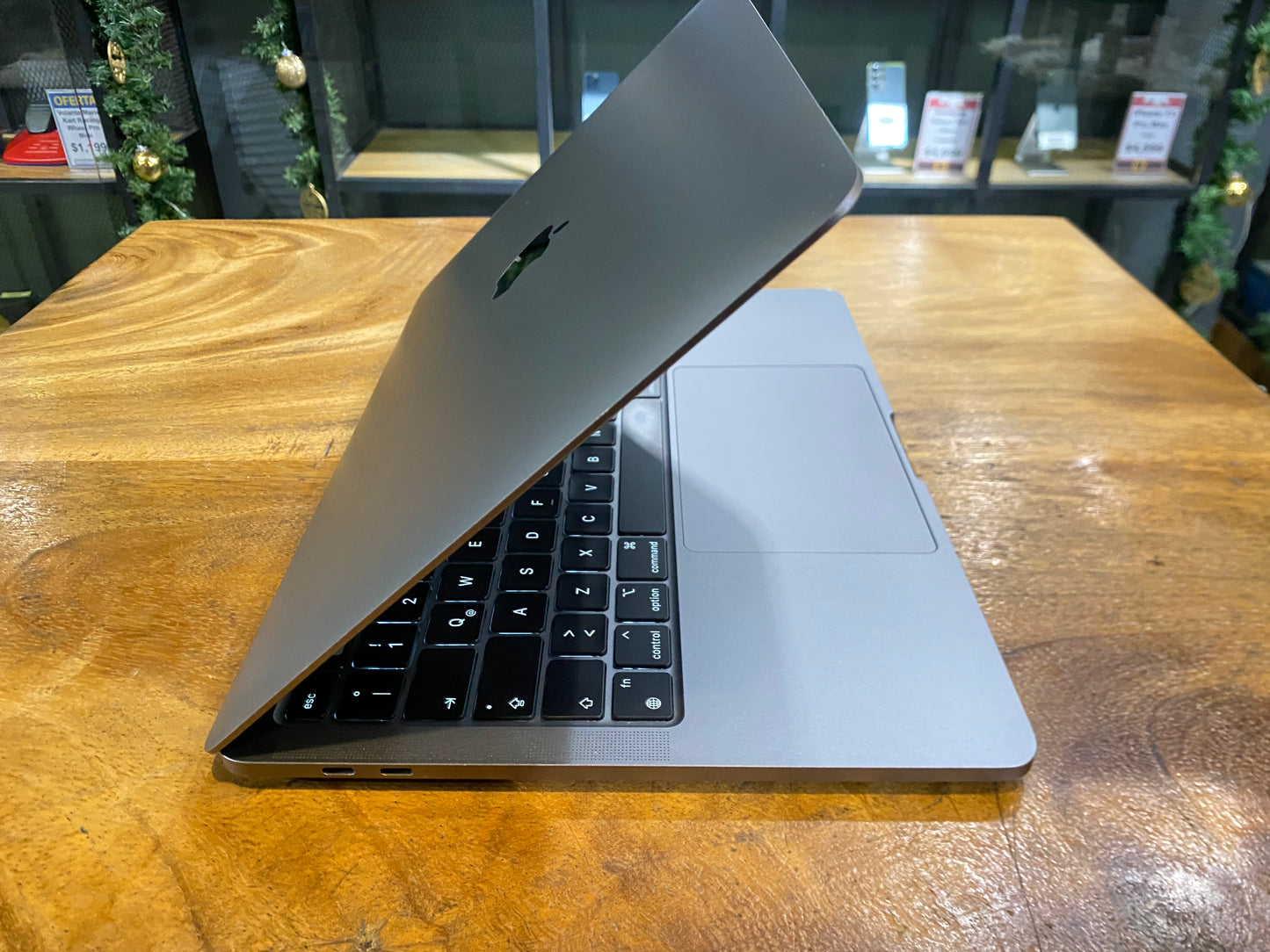 Macbook Pro 13” M2/ 256GB/ 8GB