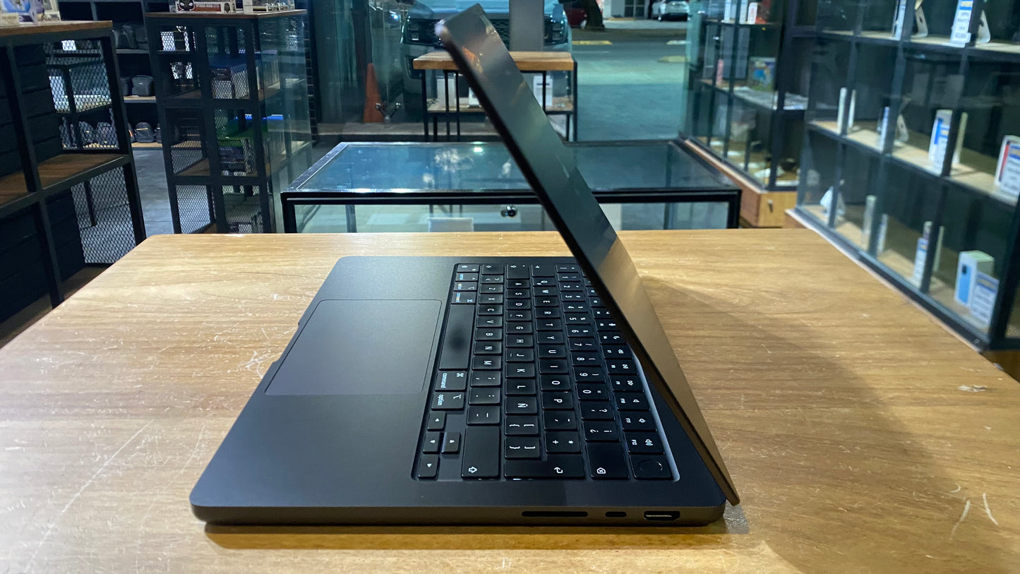 Macbook Pro 14" 2023 M3 Pro 18GB RAM 512GB SSD