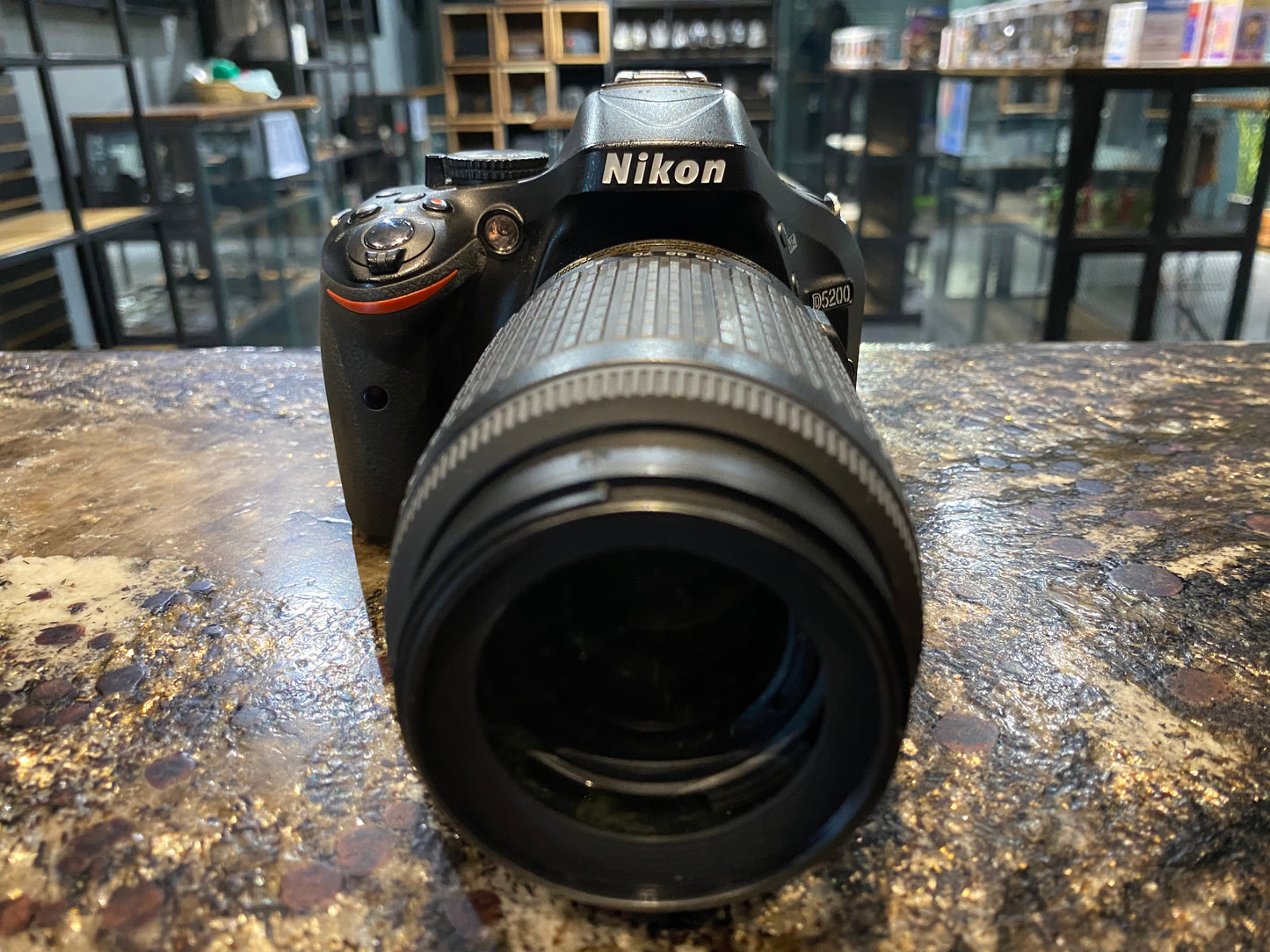 Nikon D5200 + 55-200mm (Producto Único)