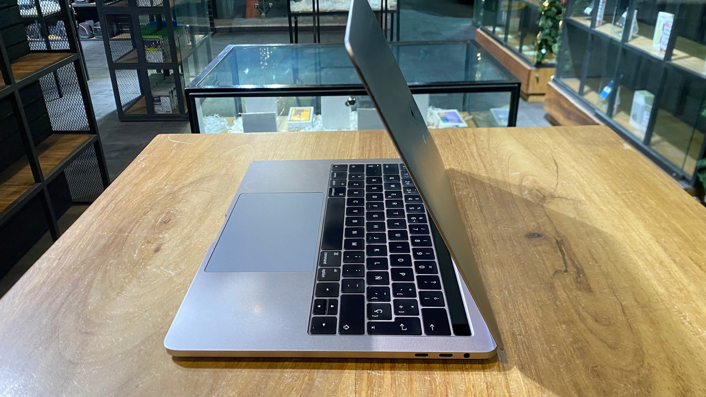 Macbook Pro 13" 2016 256GB