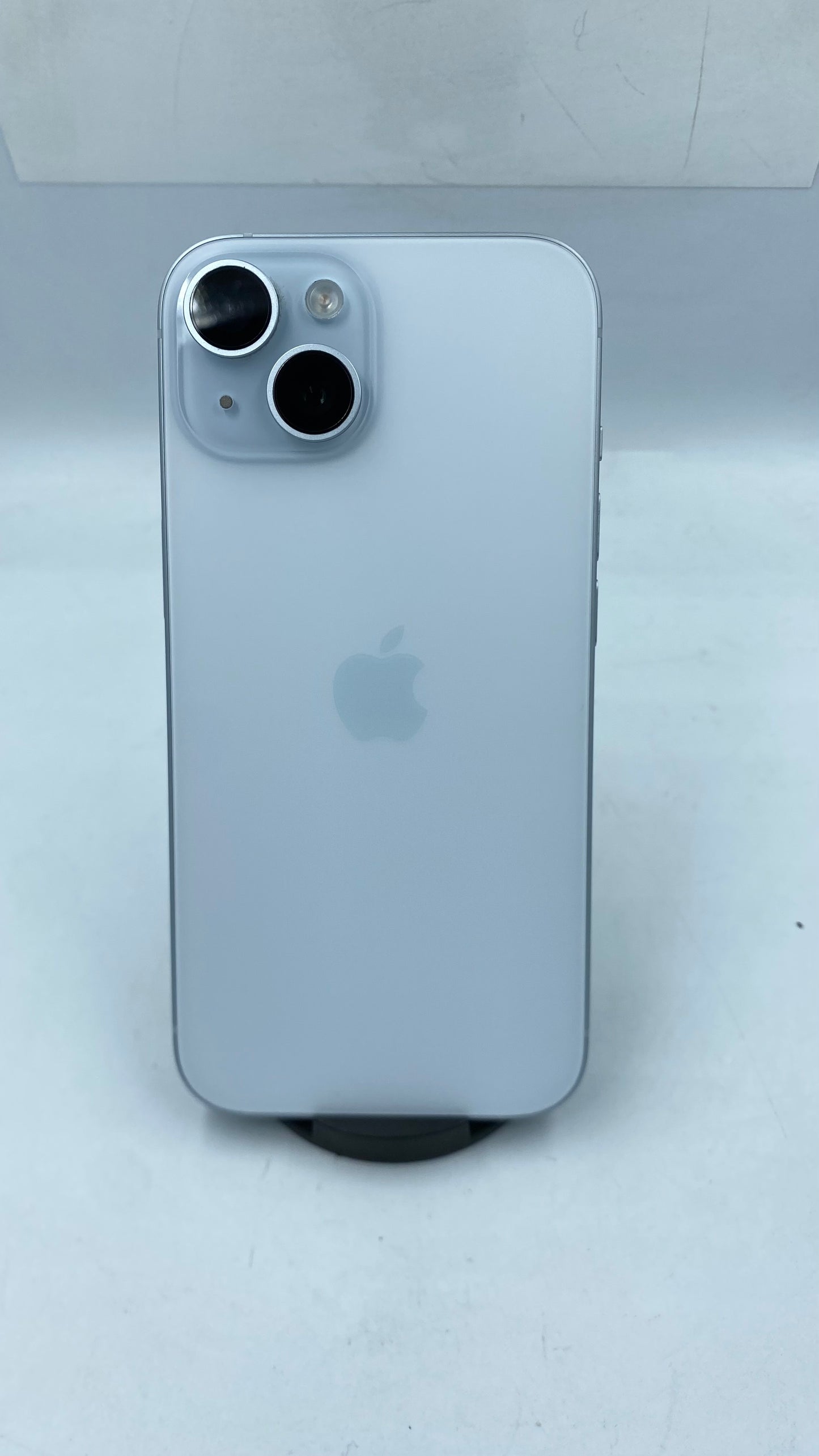 iPhone 15 128GB