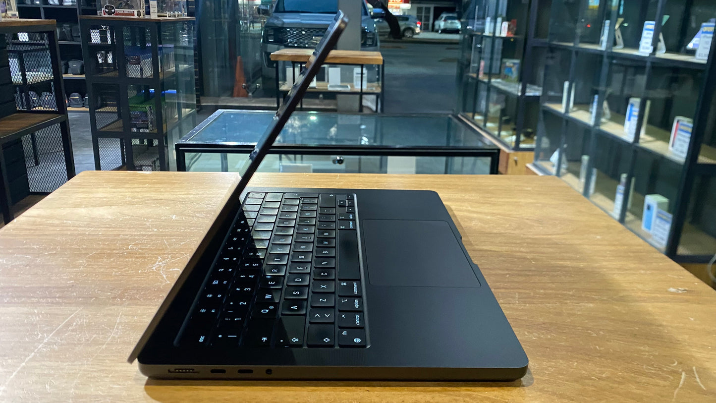 Macbook Pro 14" 2023 M3 Pro 18GB RAM 512GB SSD