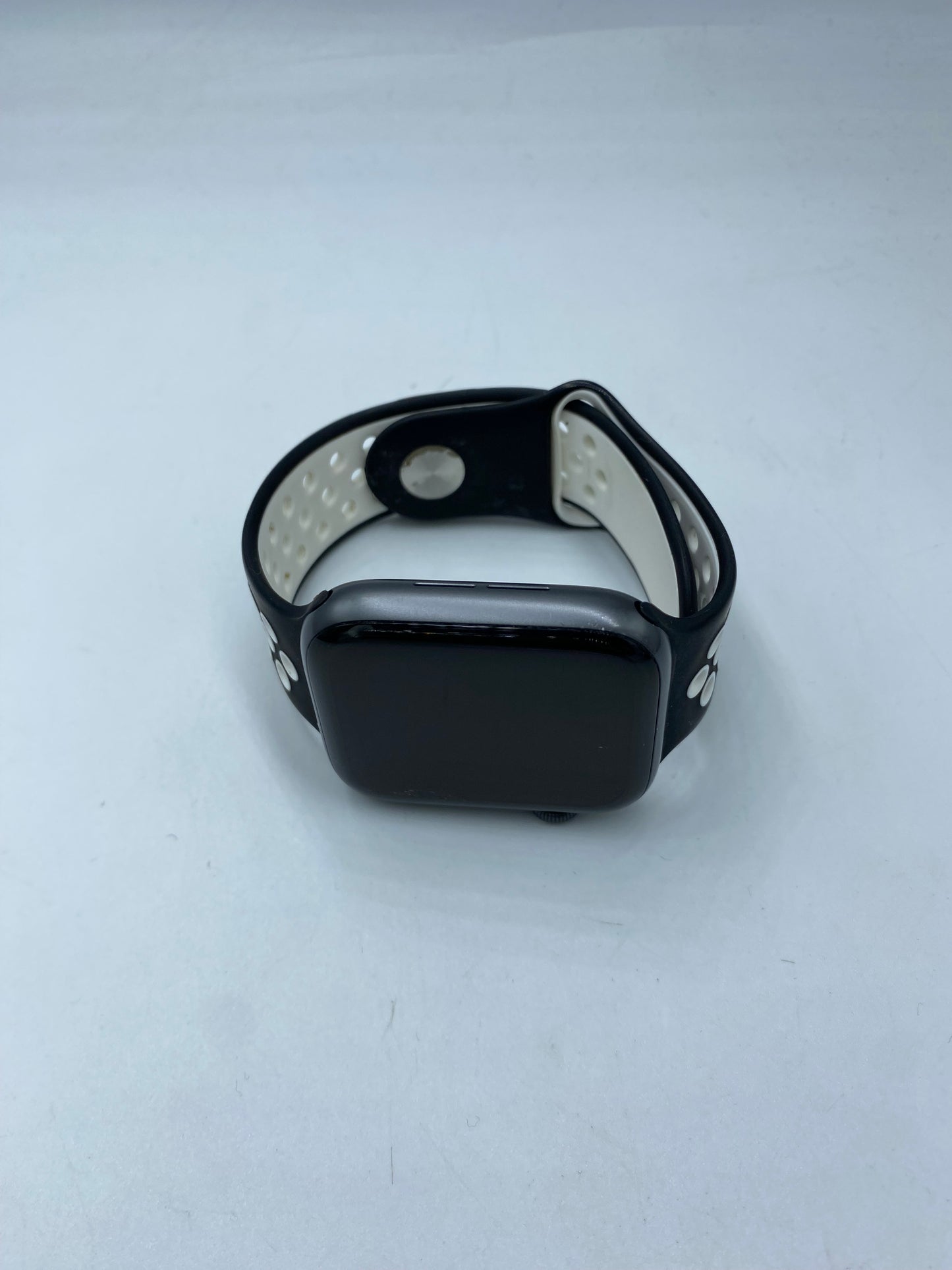 Apple Watch Series 4 44mm (Producto Unico)