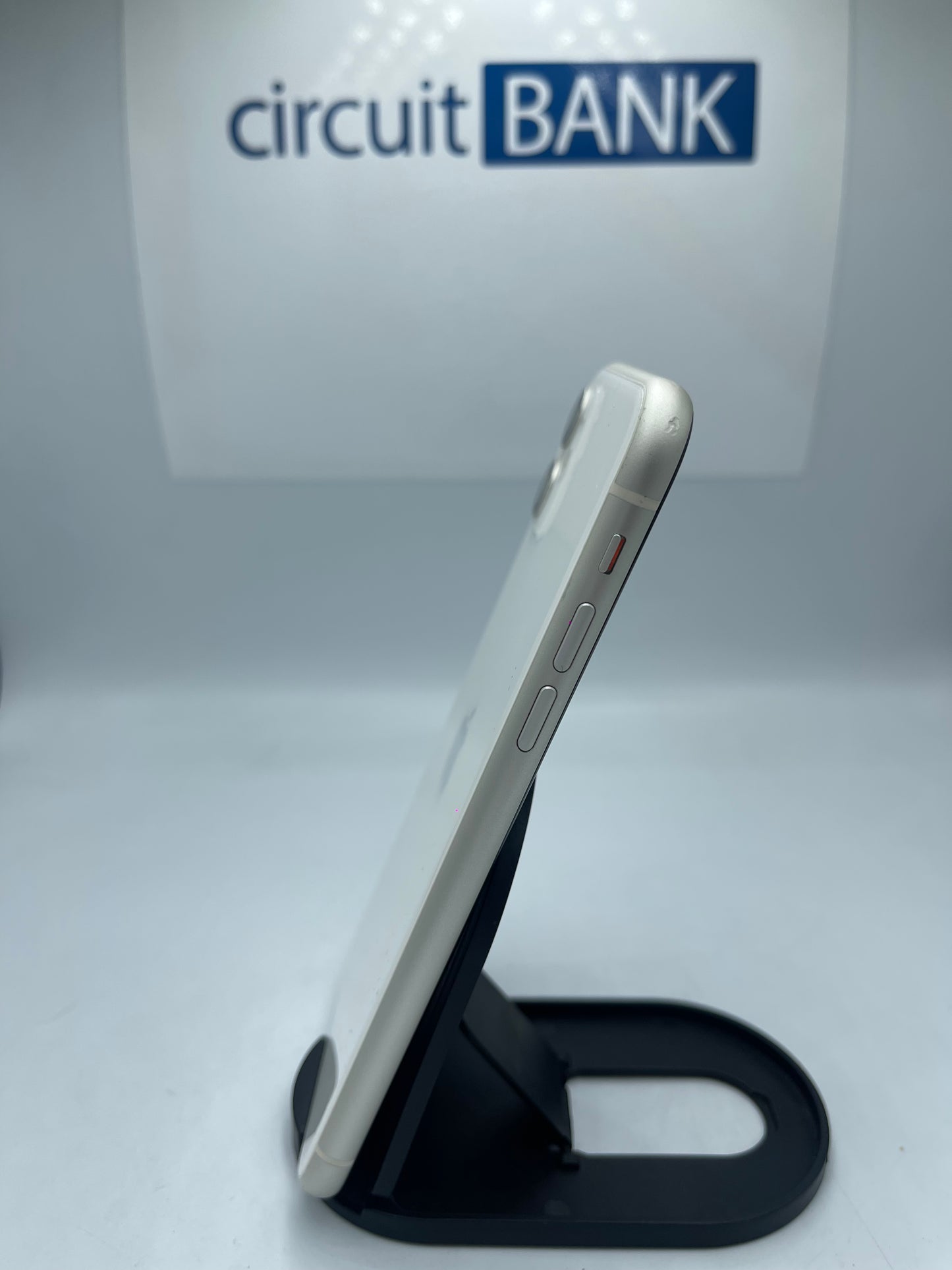 iPhone 11 64GB (Producto Único)