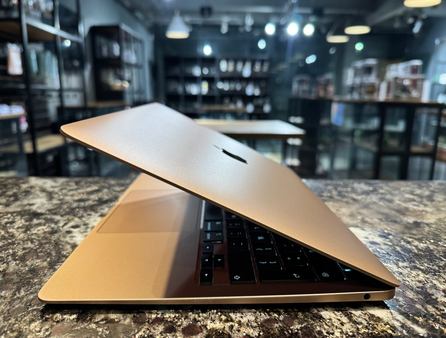 MacBook Air 13" M1 2020