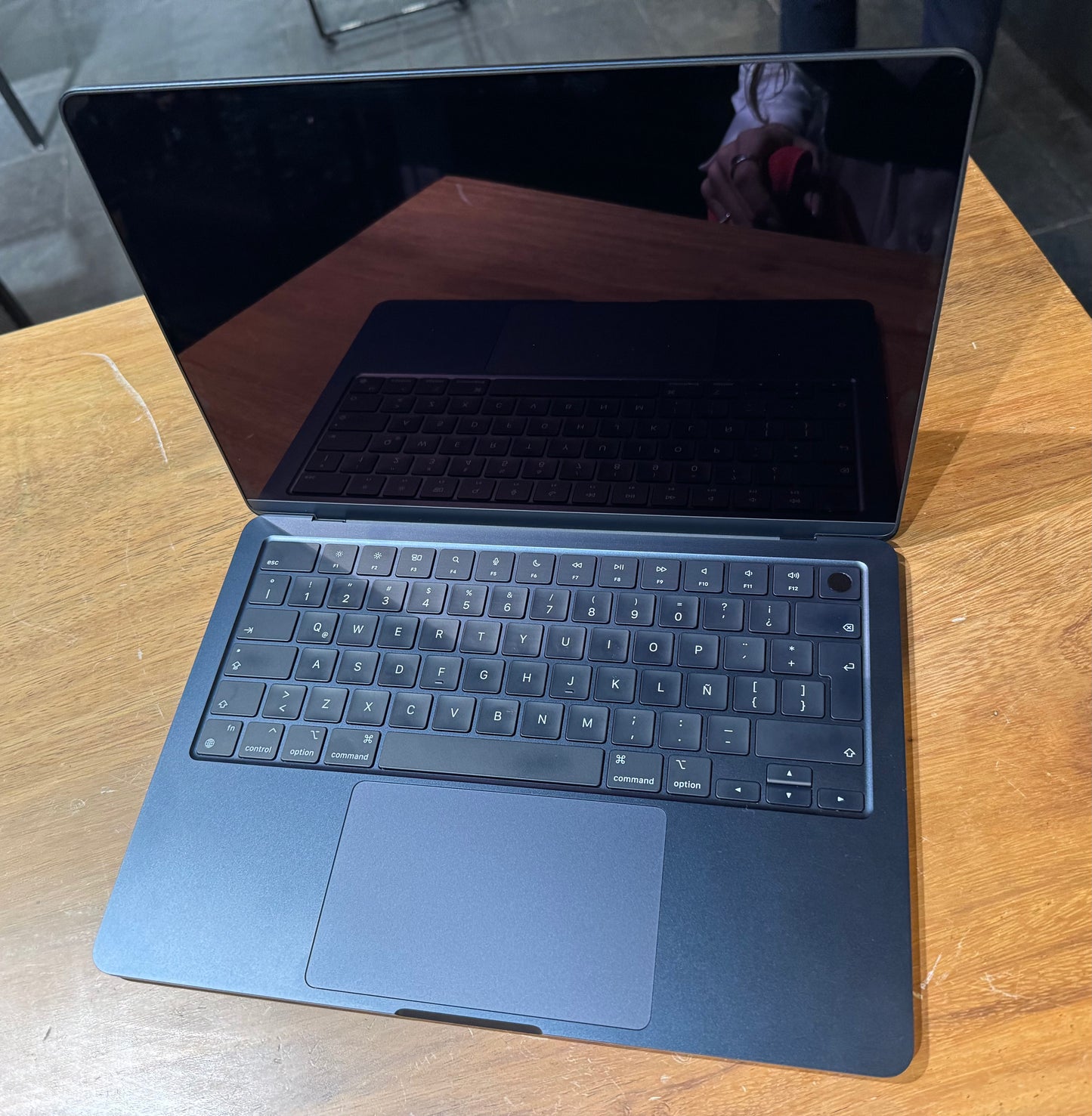 MacBook Air M2 2020 (Producto ùnico)