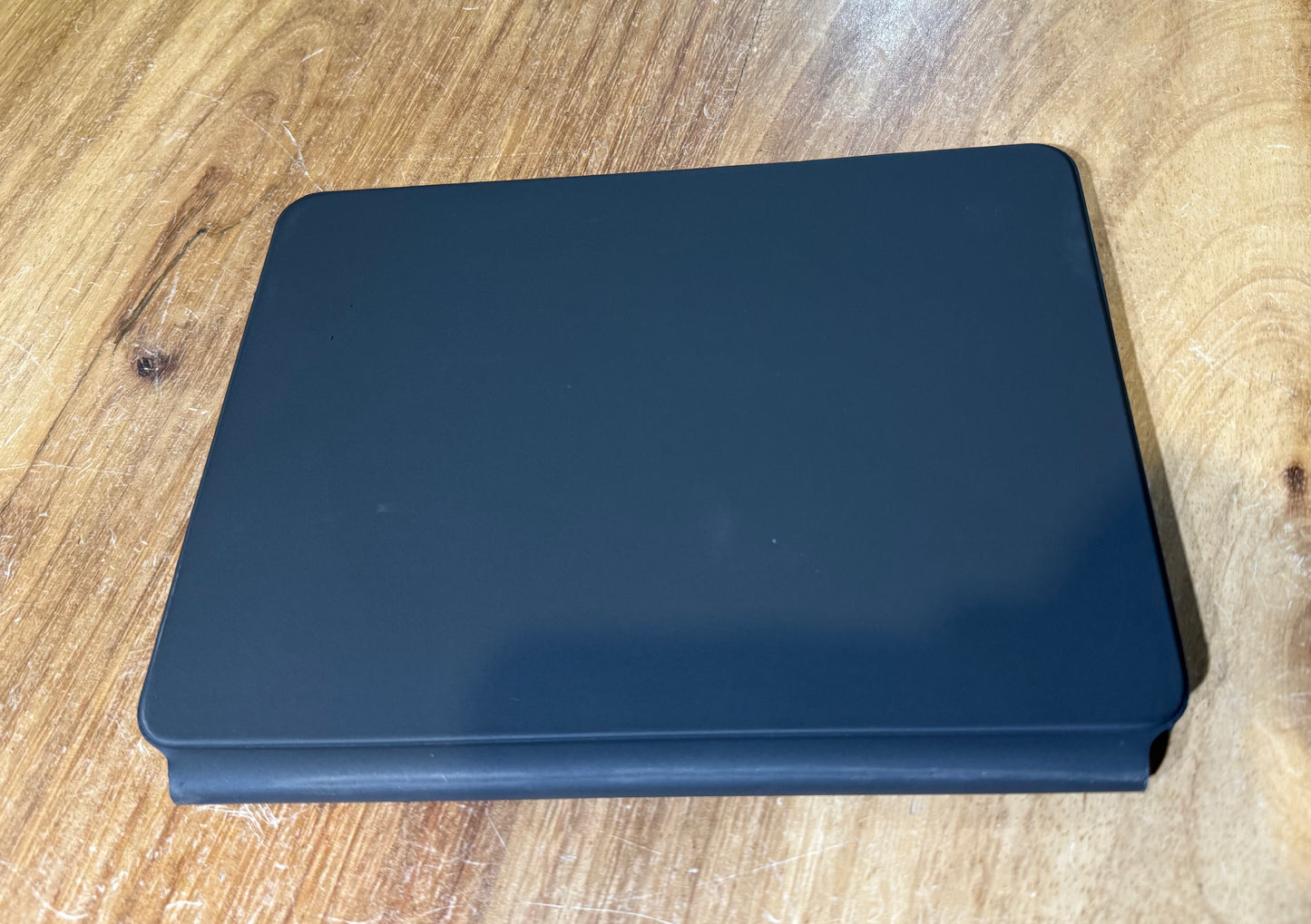 Apple Magic Keyboard iPad 11”