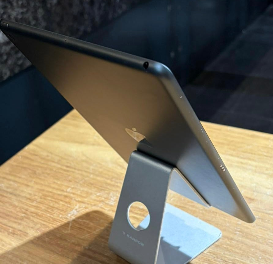 iPad 7th gen 32GB