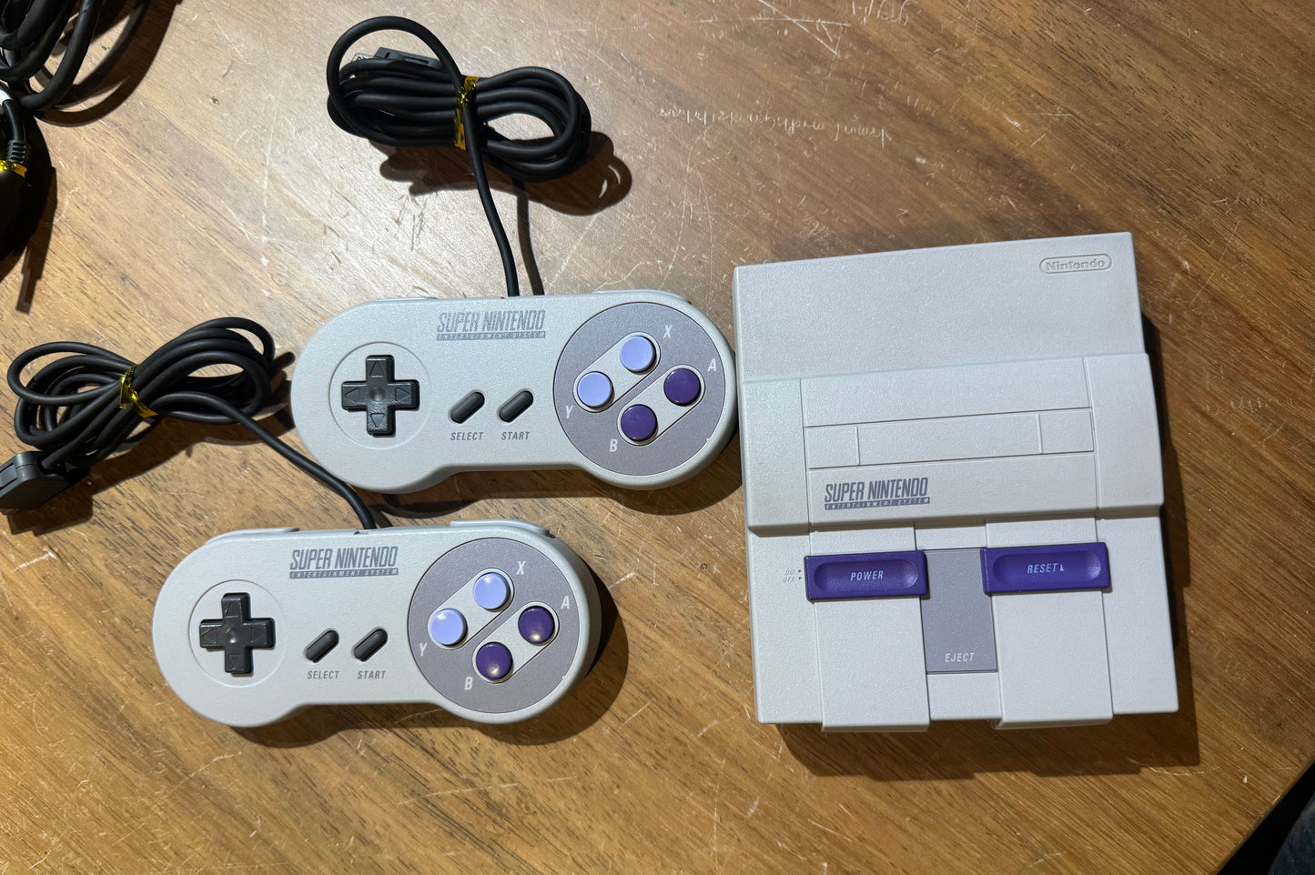 Super Nintendo Entertaiment System (SNES)