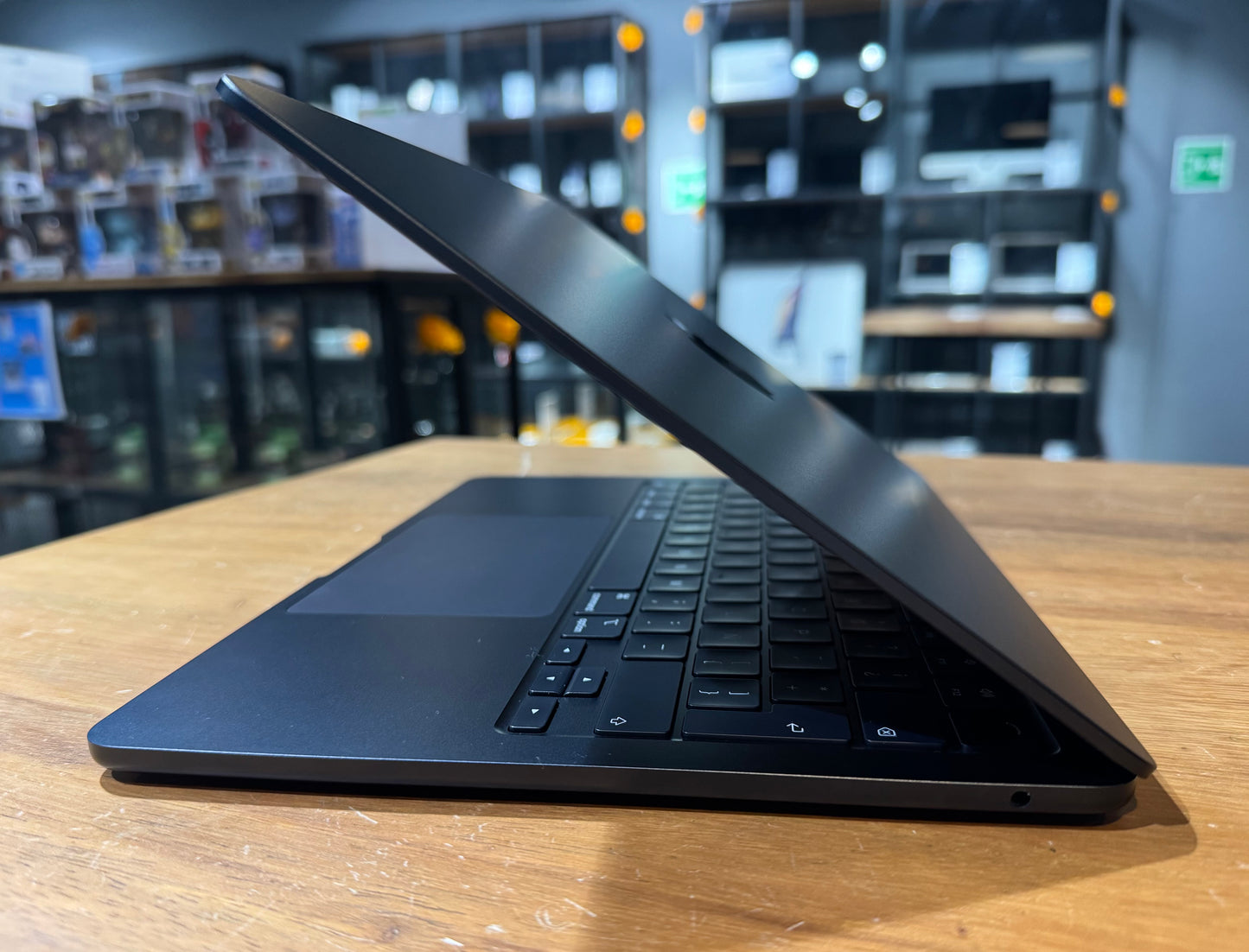 MacBook Air M2 2020 (Producto ùnico)