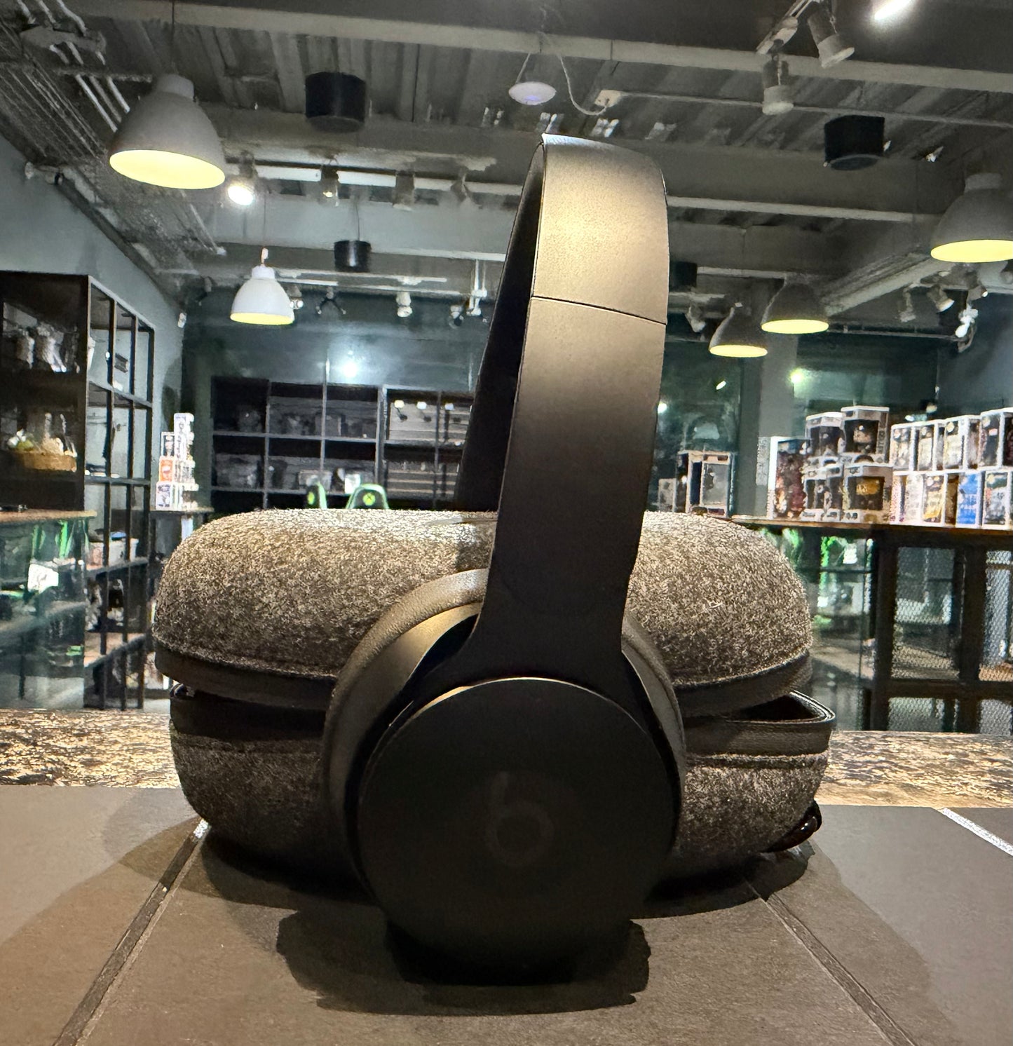 BEATS SOLO PRO (A1881)