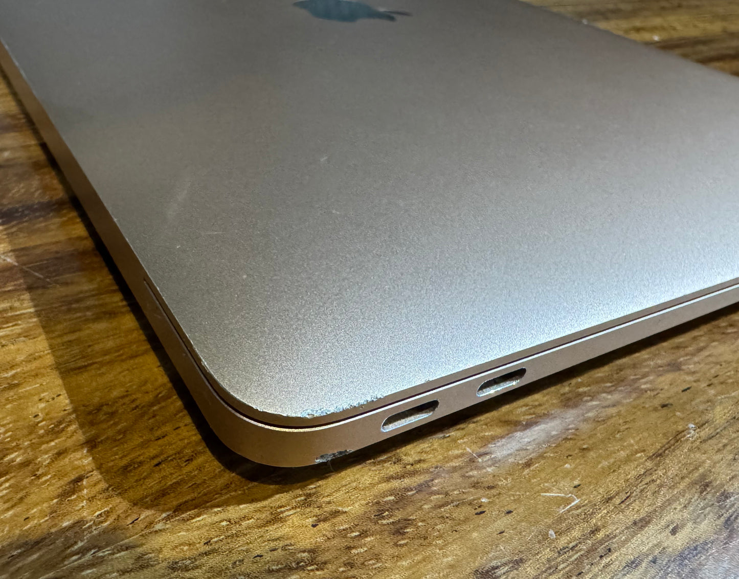 Apple MacBook Air 13" 128GB / 8GB RAM / Rose Gold / 2018
