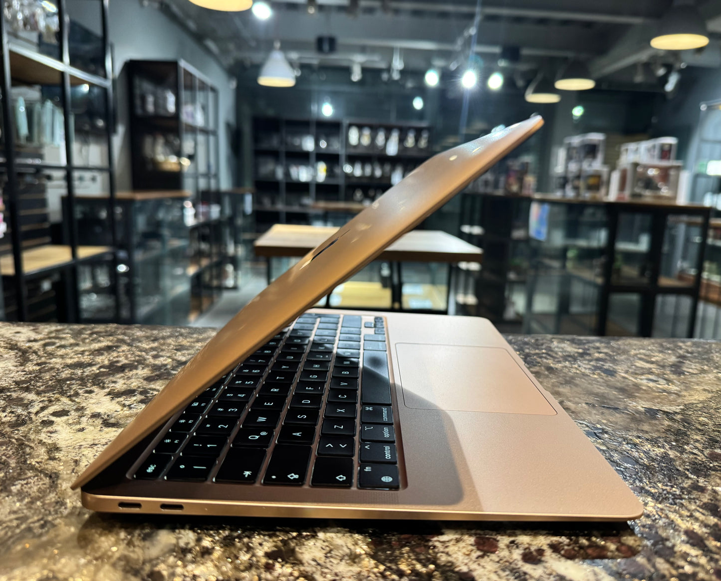 MacBook Air 13" M1 2020