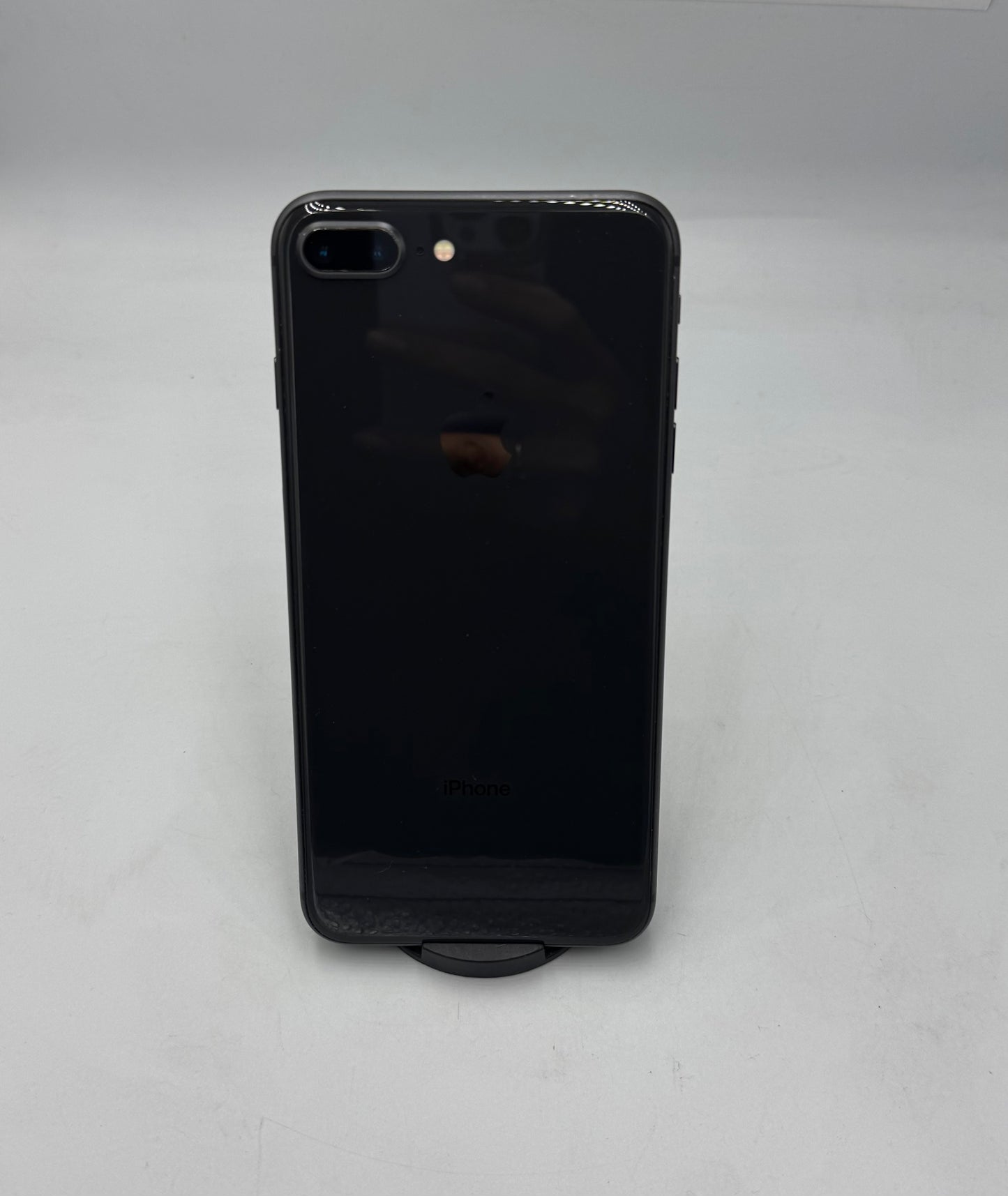 iPhone 8 Plus 64GB (Producto Único)