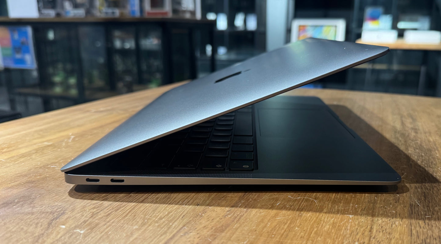 Apple MacBook Air 13" 2020 M1