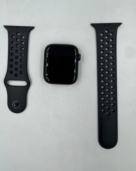 Apple Watch SE Nike 44mm