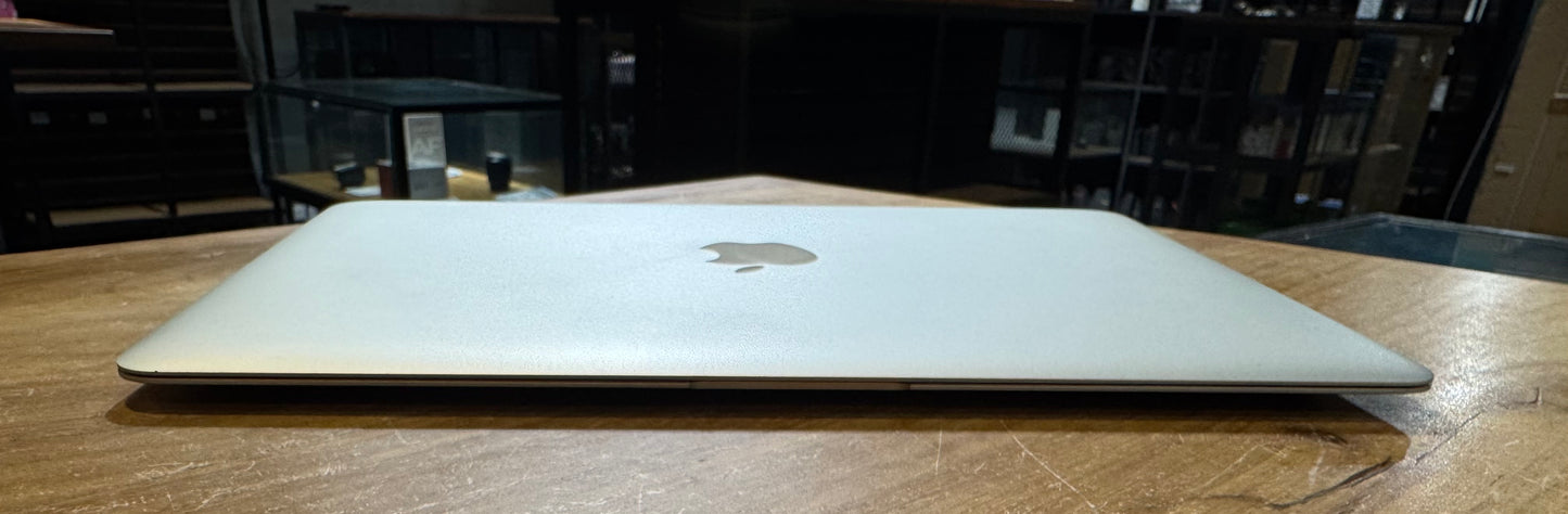 Apple Macbook Air 13" 2015