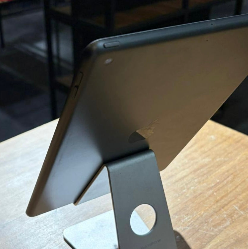 iPad 7th gen 32GB