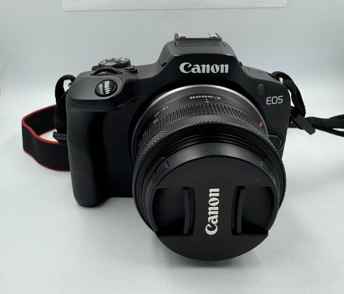 Càmara Canon EOS R100 (Producto Ùnico)