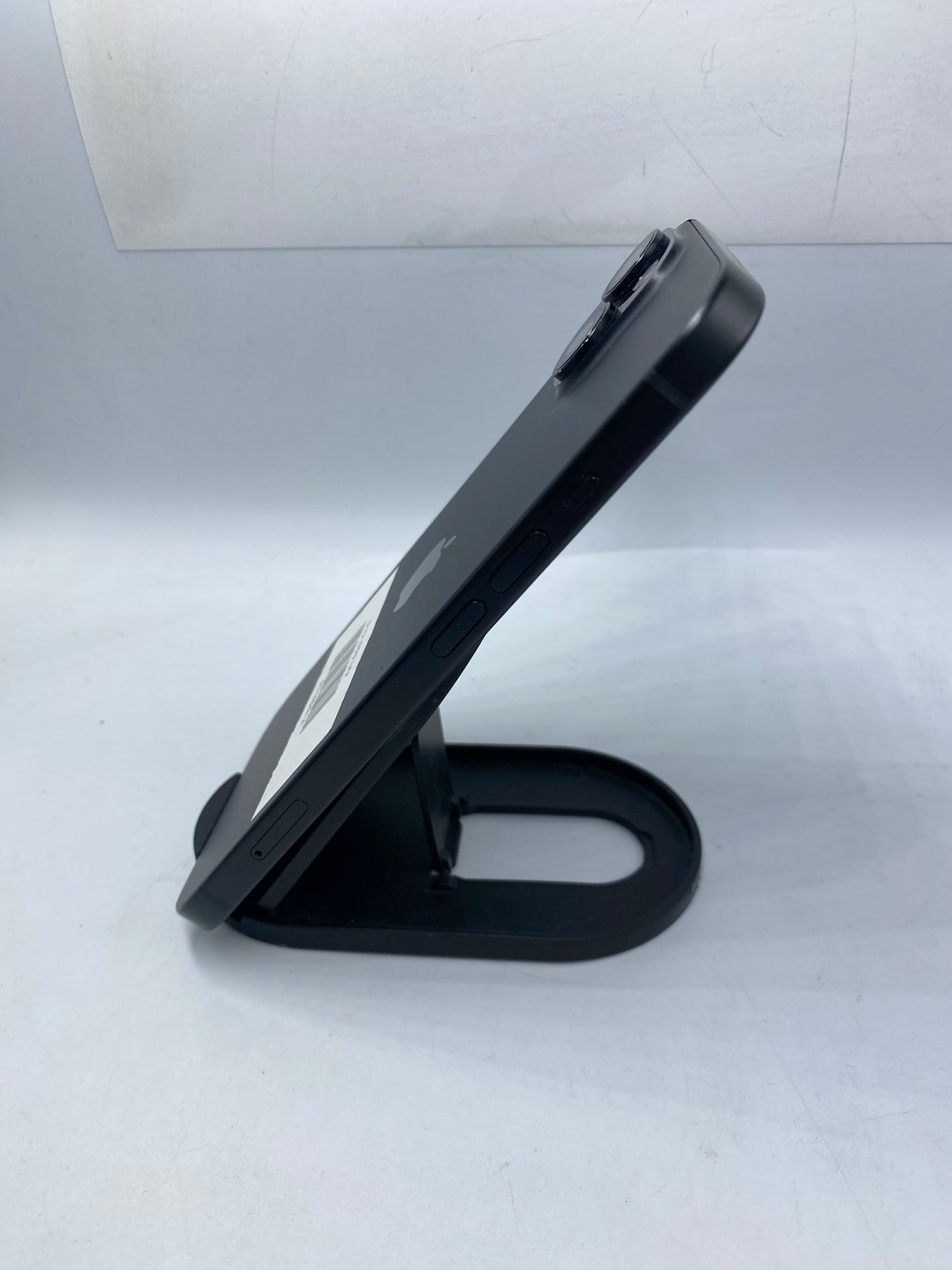 iPhone 15 128GB (Producto Unico)