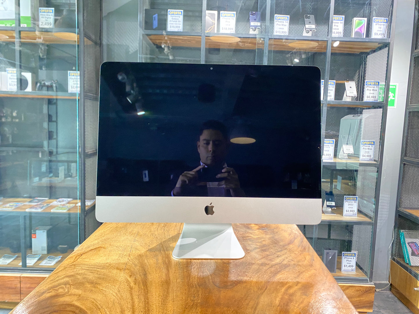 iMac 21 2017 (Producto Unico)