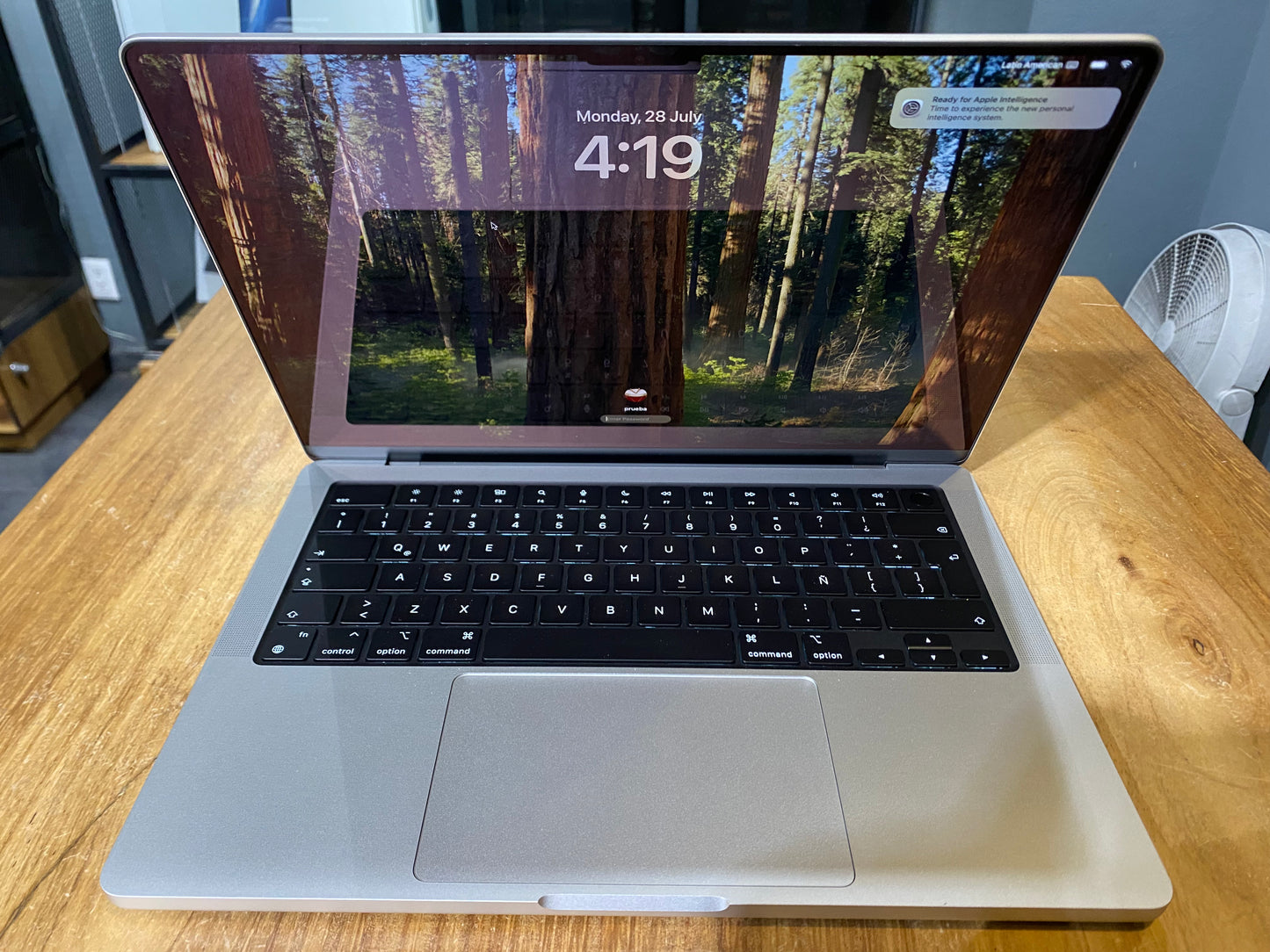 Macbook Pro 14" 2024 M4 512GB (Producto Unico)