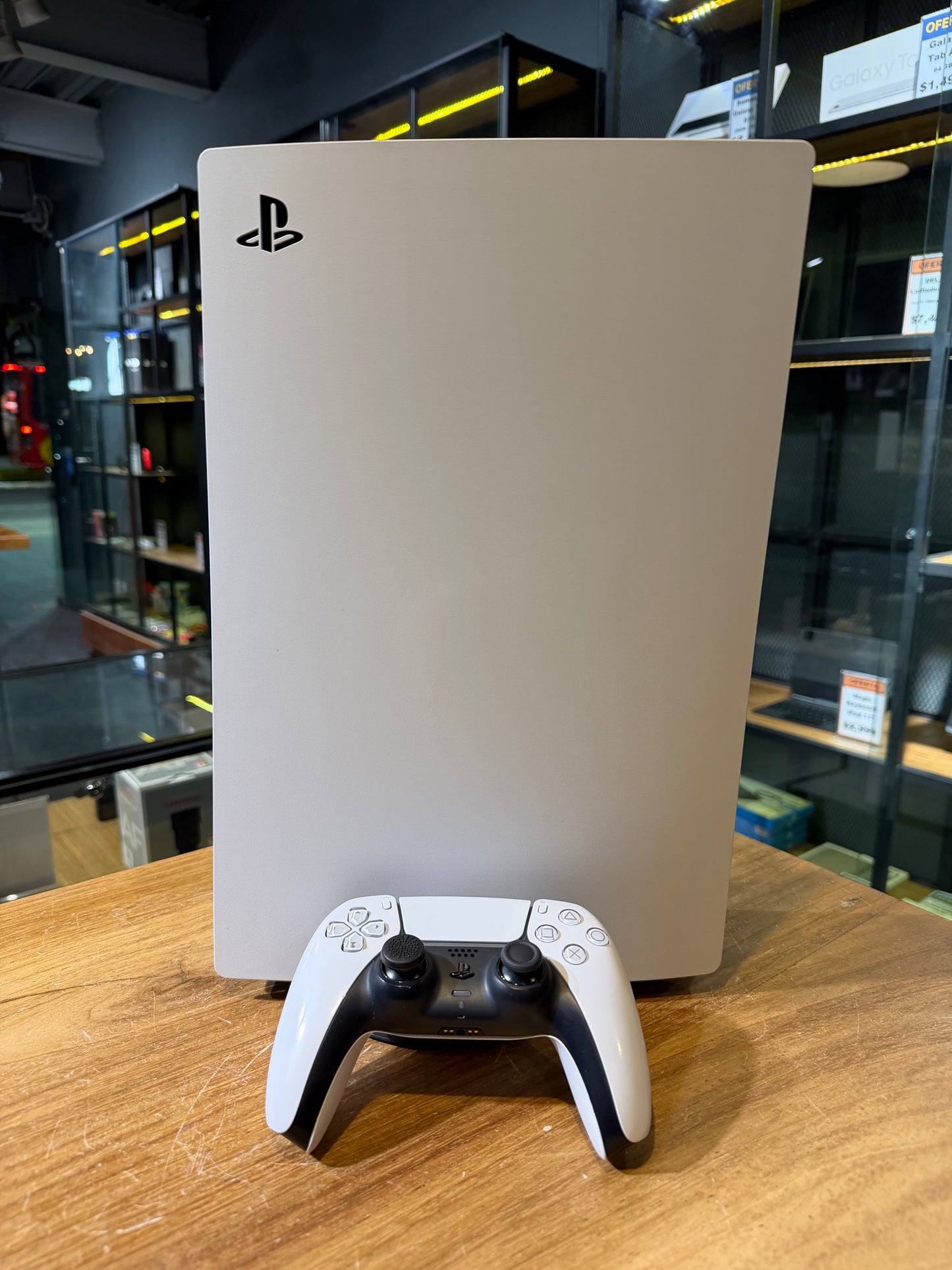 Play Station 5 825GB