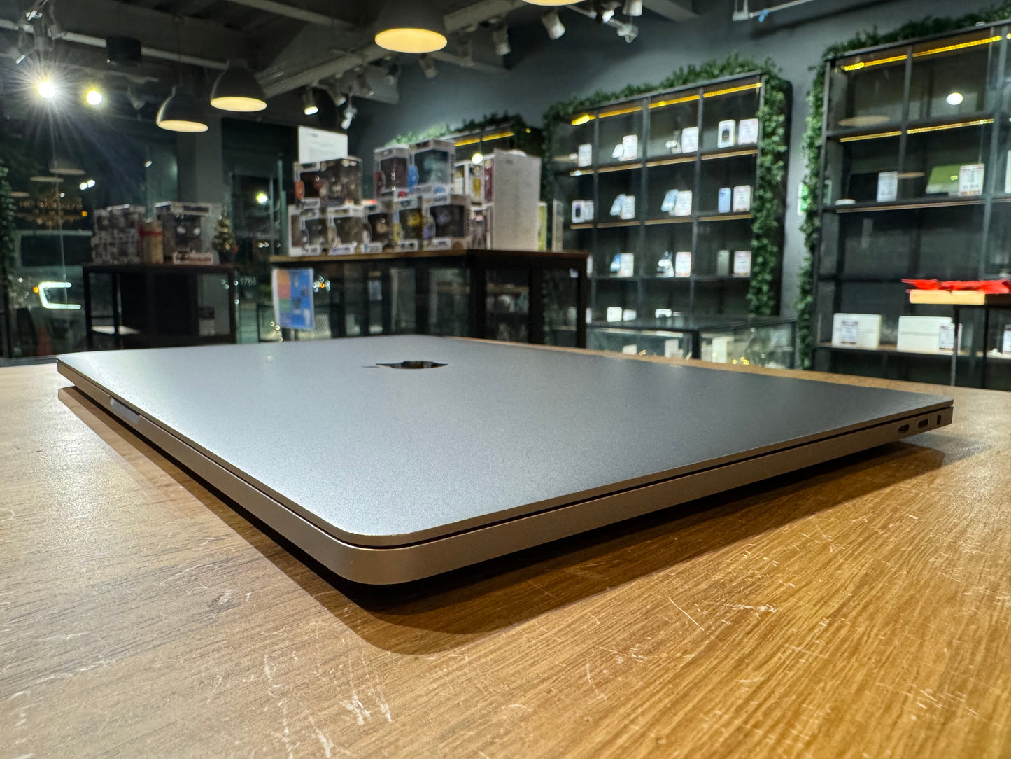 MacBook Pro 2019 16" Touch Bar