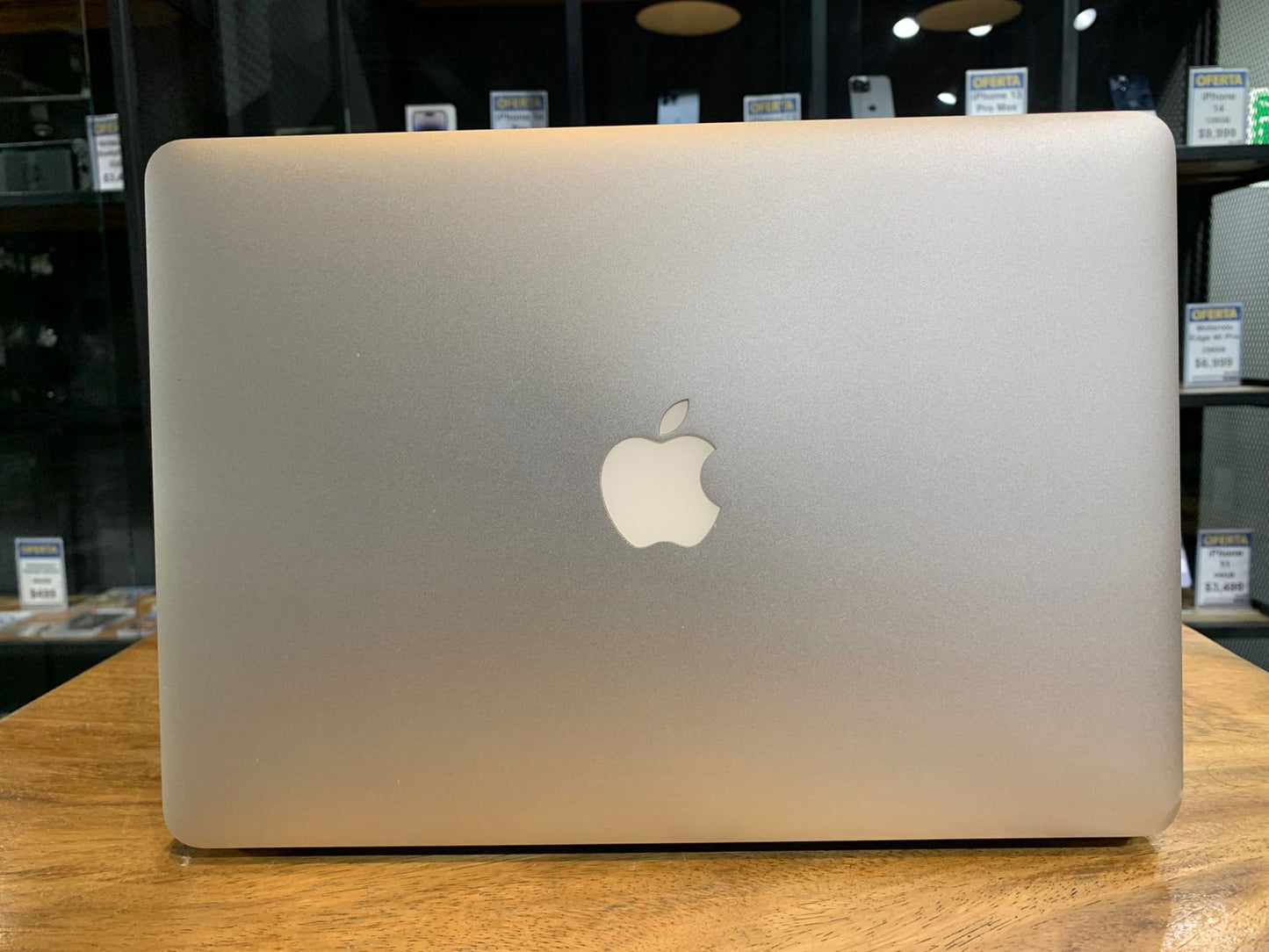 MacBook Air 2017 (Producto ùnico)