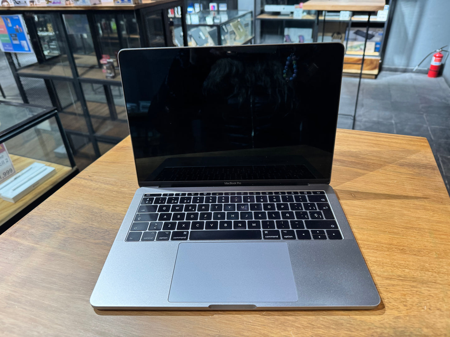 MacBook Pro 13" 2017 (producto ùnico)