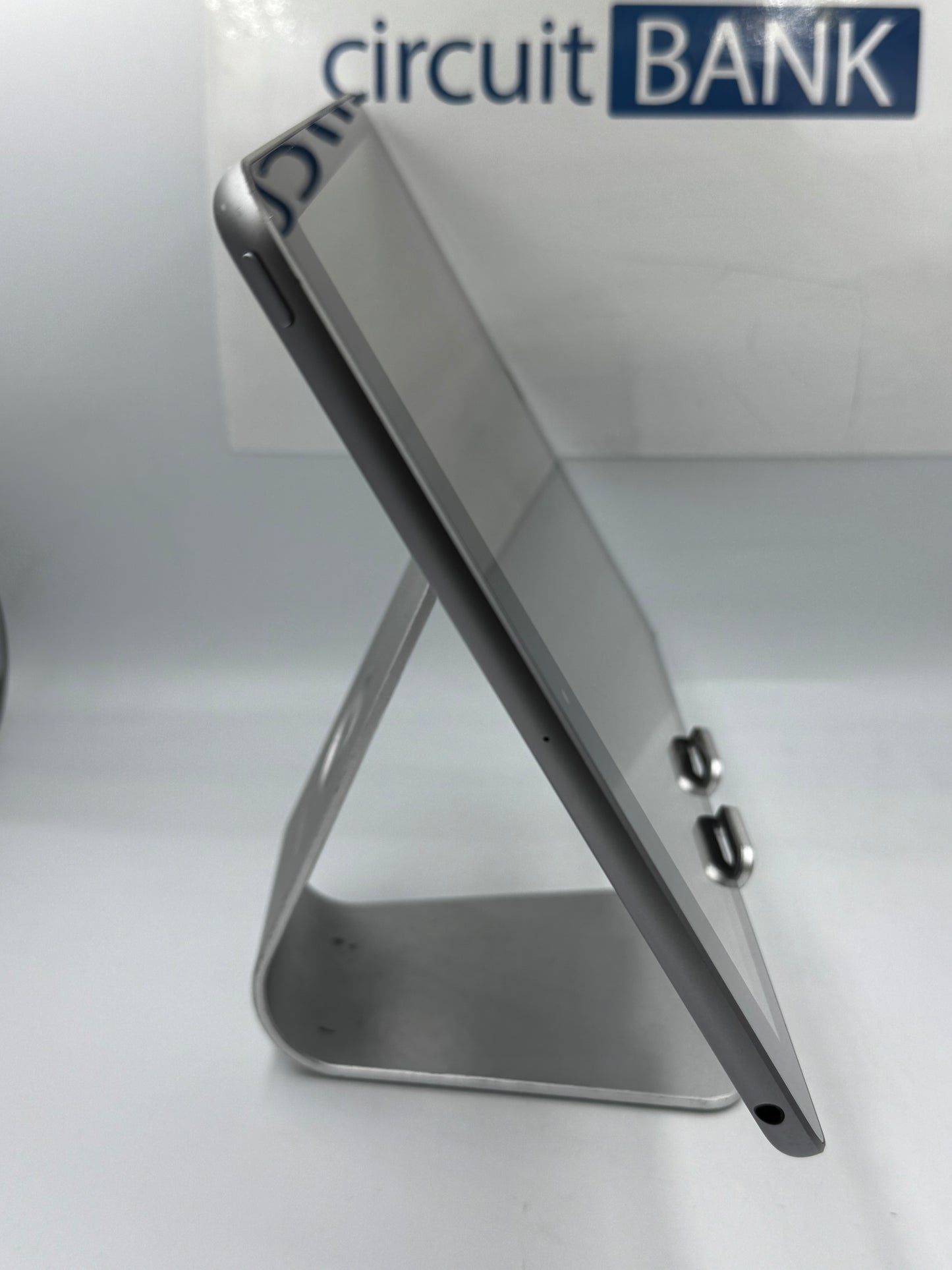 iPad 5a gen 32gb (Producto ùnico)