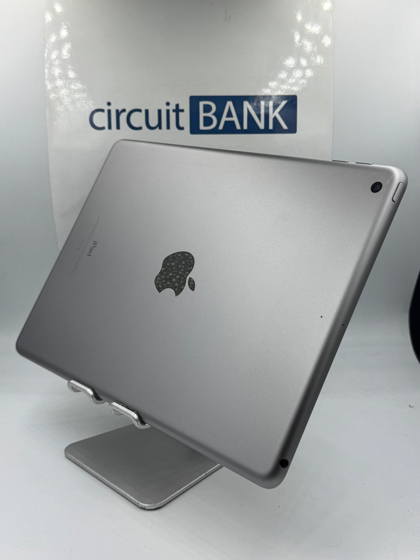 iPad 5a gen 32gb (Producto ùnico)