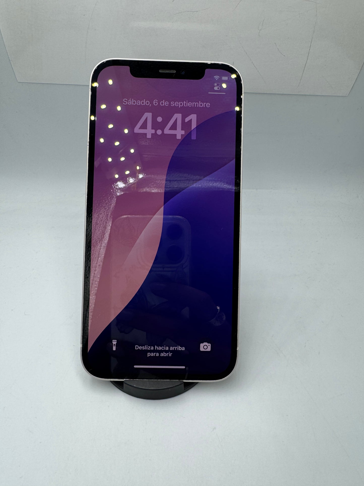 iPhone 12 64gb (Producto único)