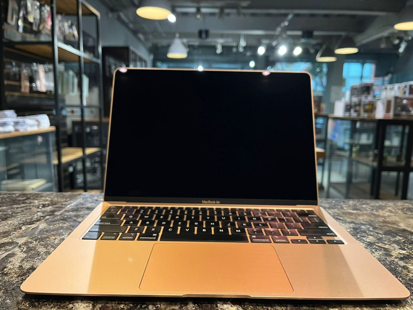 Apple MacBook Air 13" 2020 256GB / 8GB RAM