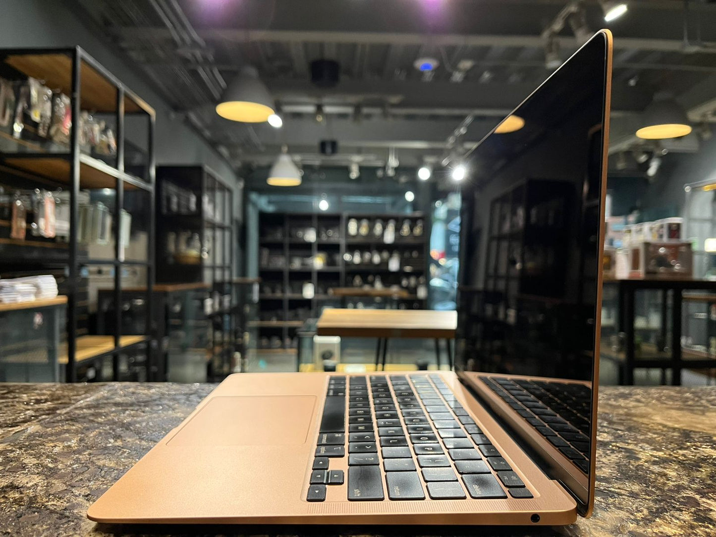 Apple MacBook Air 13" 2020 256GB / 8GB RAM
