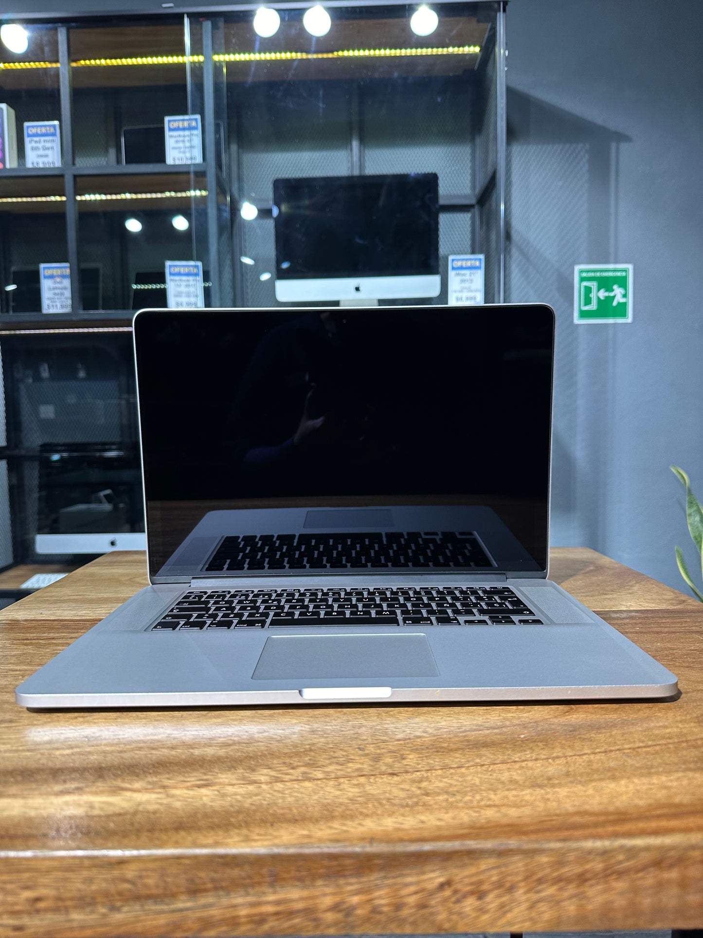 MacBook Pro 15" 2014  256GB (Producto Único)
