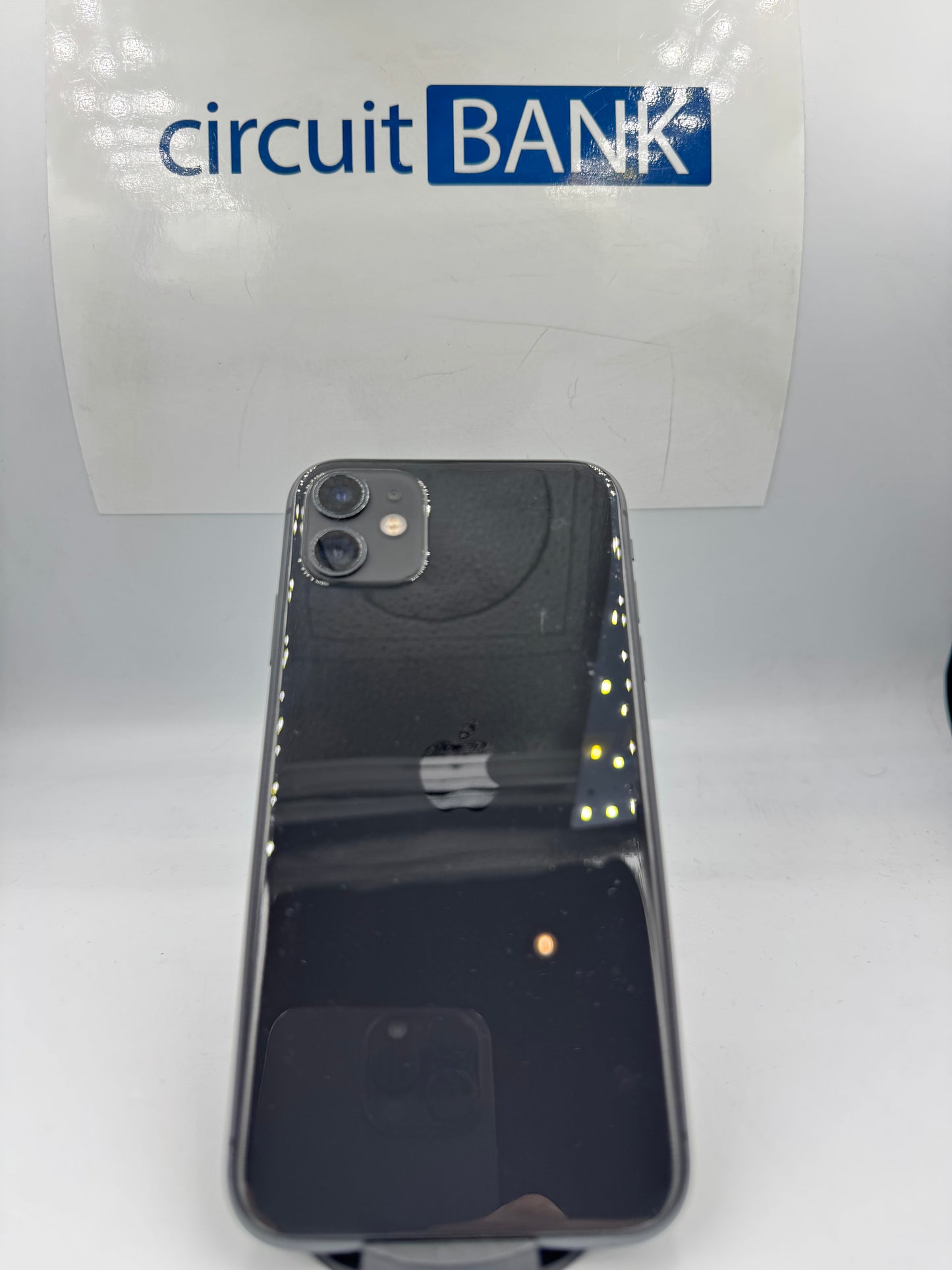 iPhone 11 64GB (Producto Único)