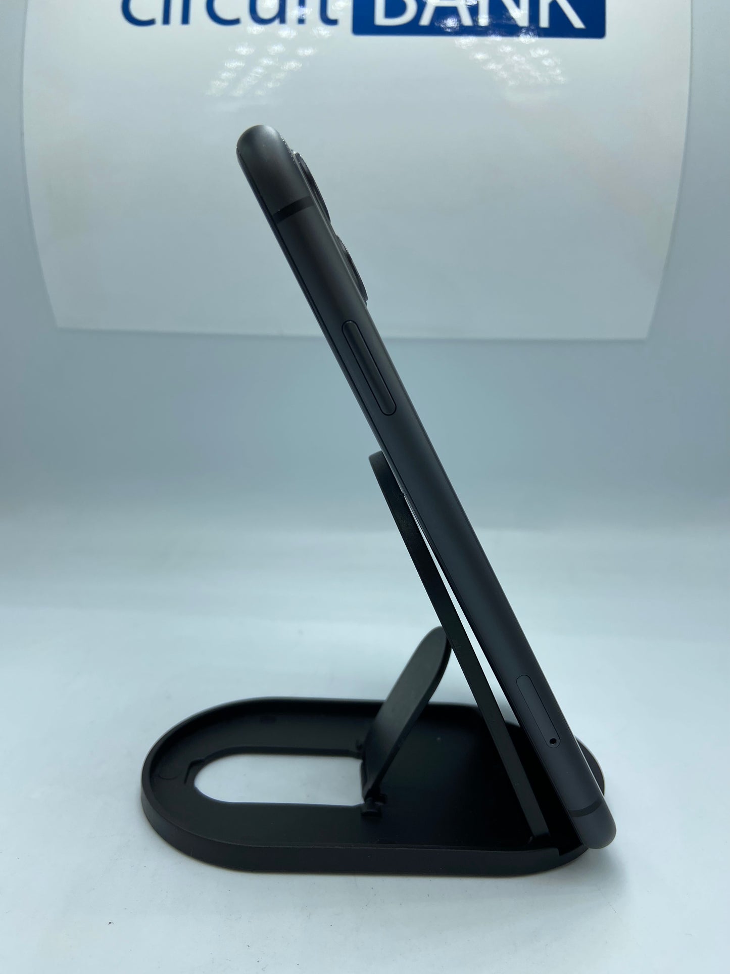 iPhone 11 (Producto único)
