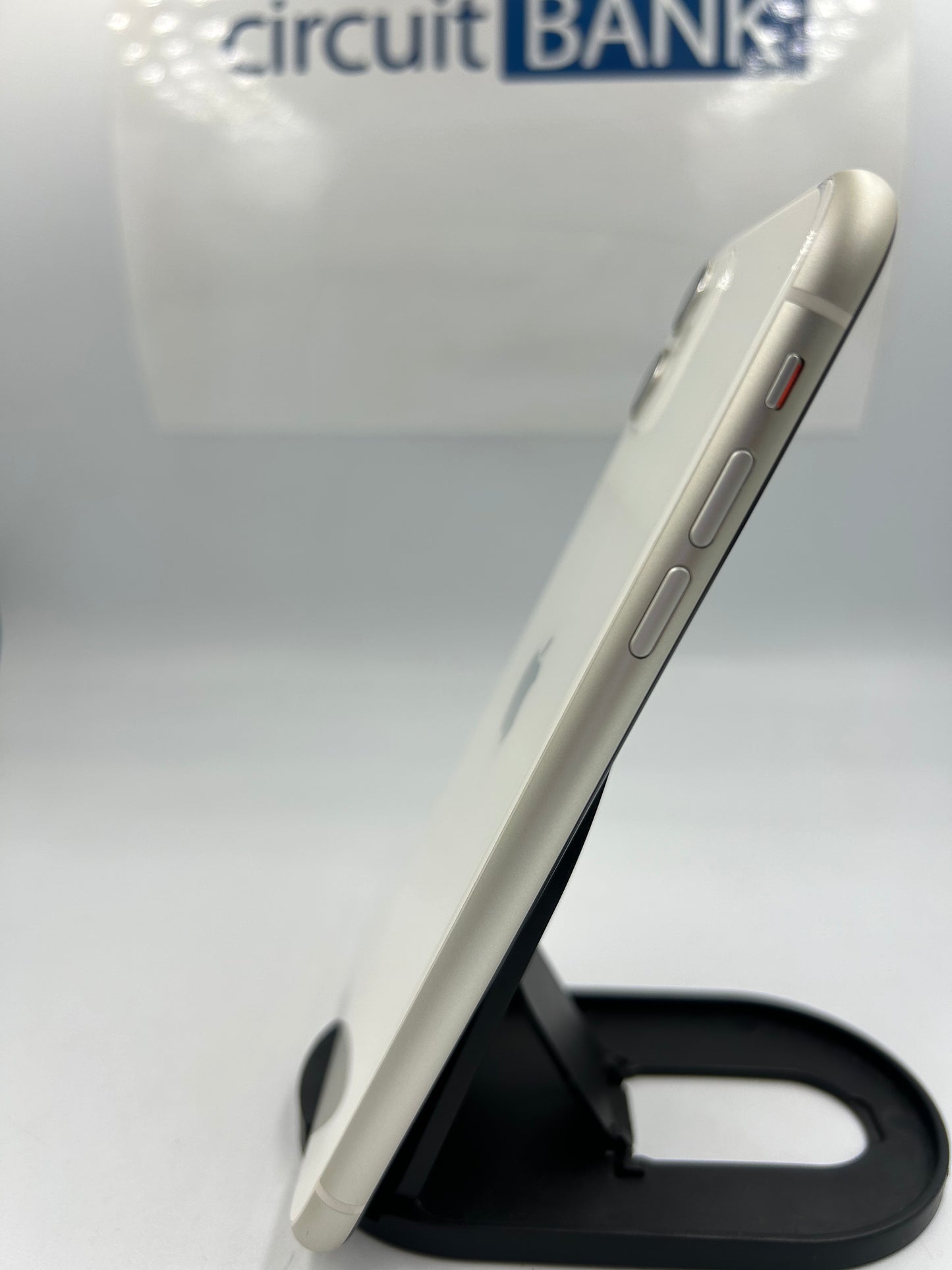 iPhone 11 128GB (Producto Único)