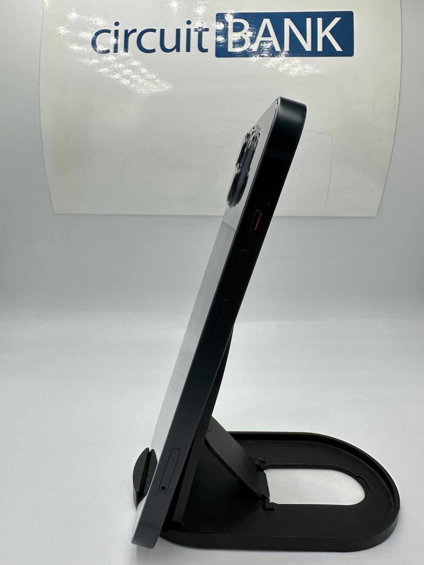 iPhone 13 128GB (Producto Único)
