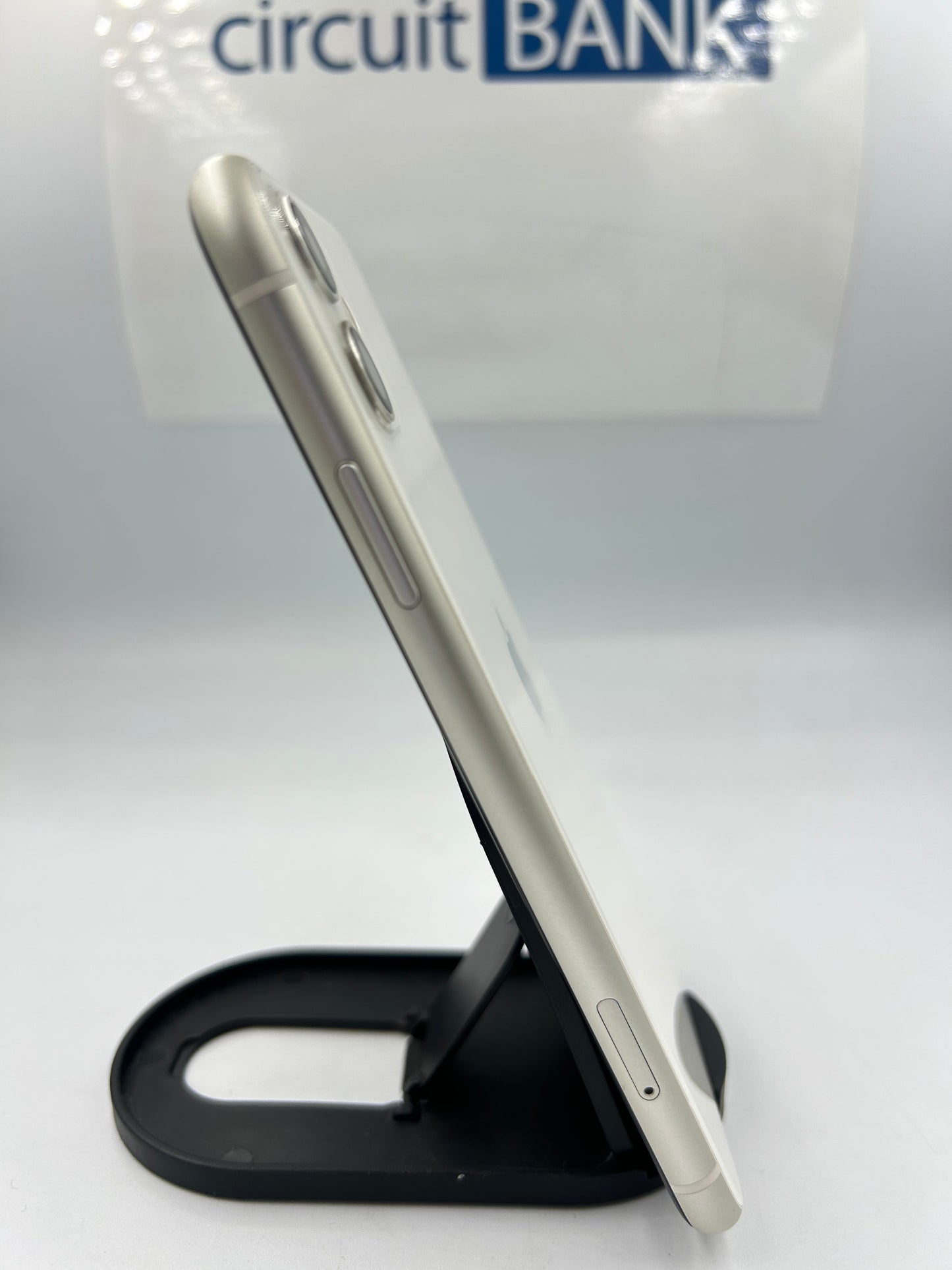 iPhone 11 128GB (Producto Único)