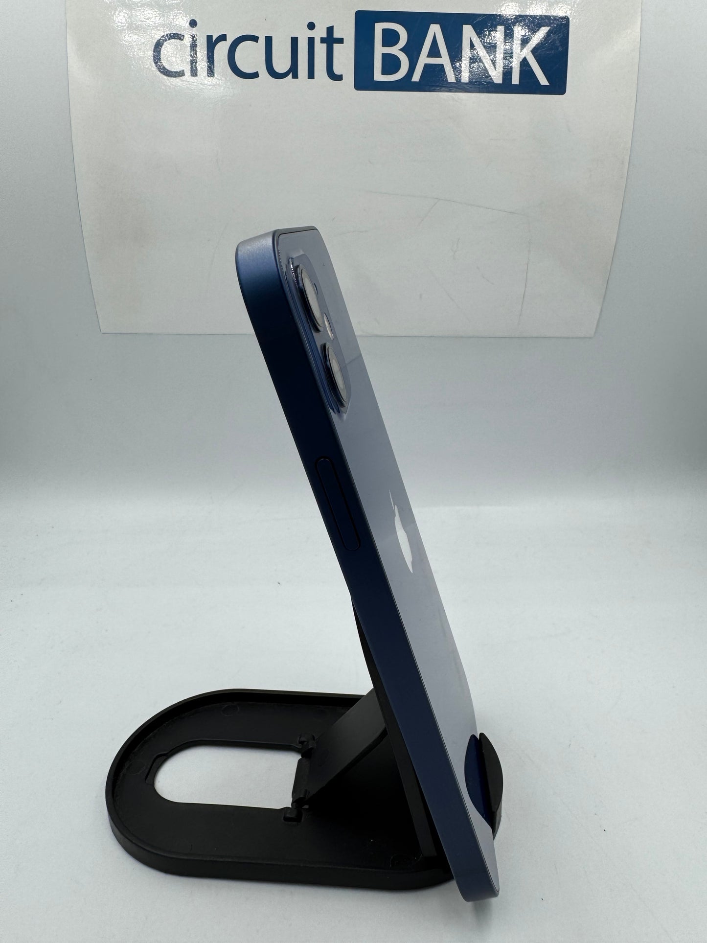 iPhone 12 64GB (Producto Único)