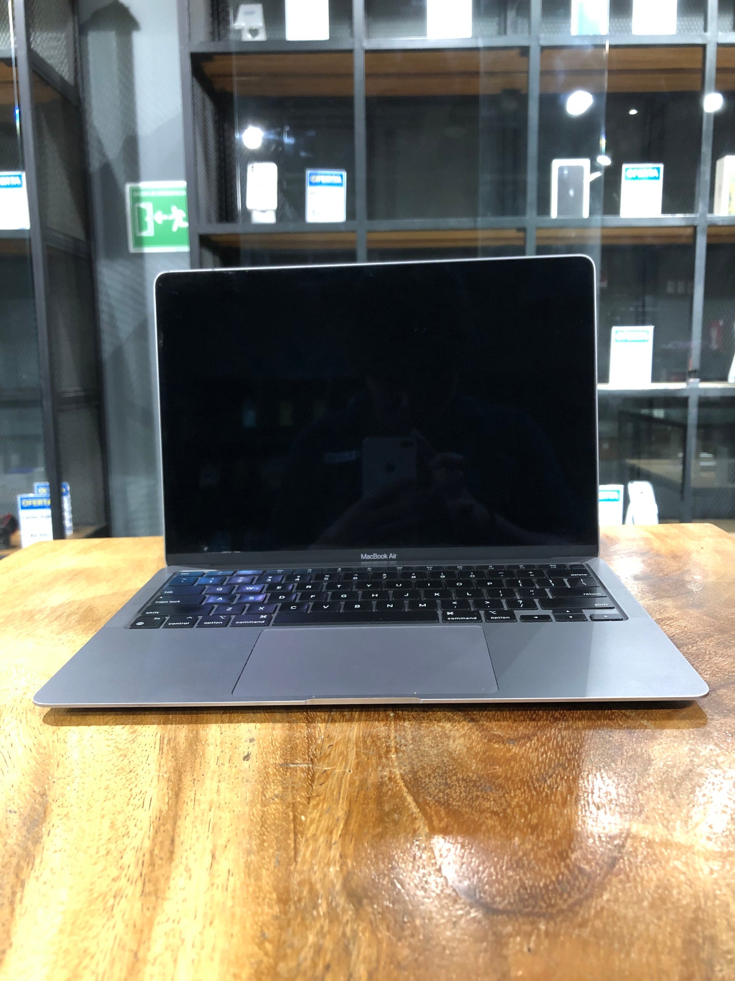MacBook Air 13" 2020 (Producto único)