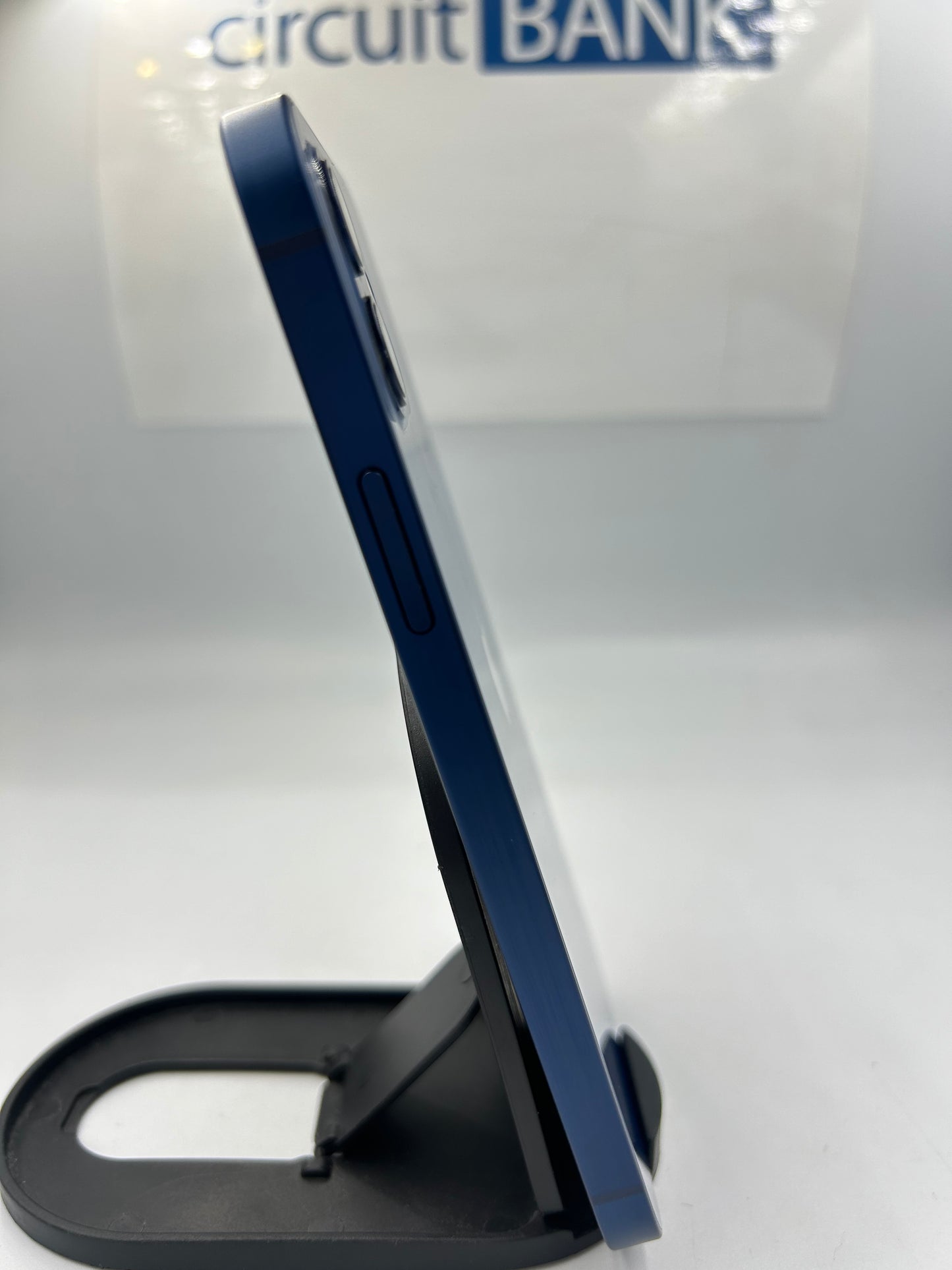 iPhone 12 64GB (Producto Unico)