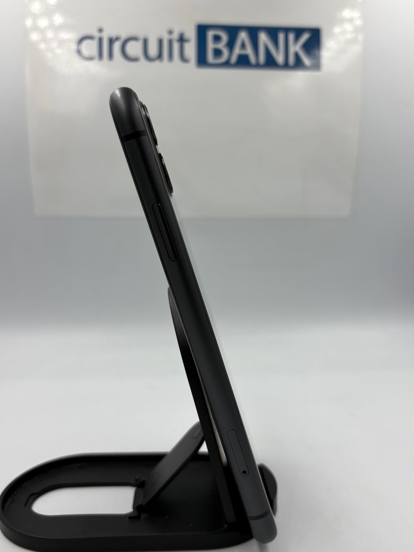 iPhone 11 64GB
