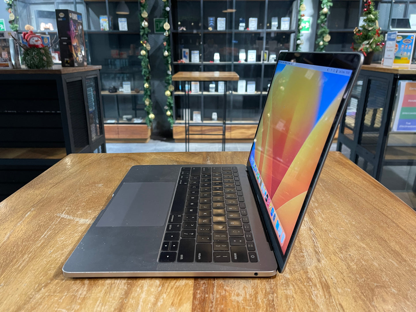 MacBook Pro 2017 13" 8GB RAM/128GB SSD (Producto Unico)