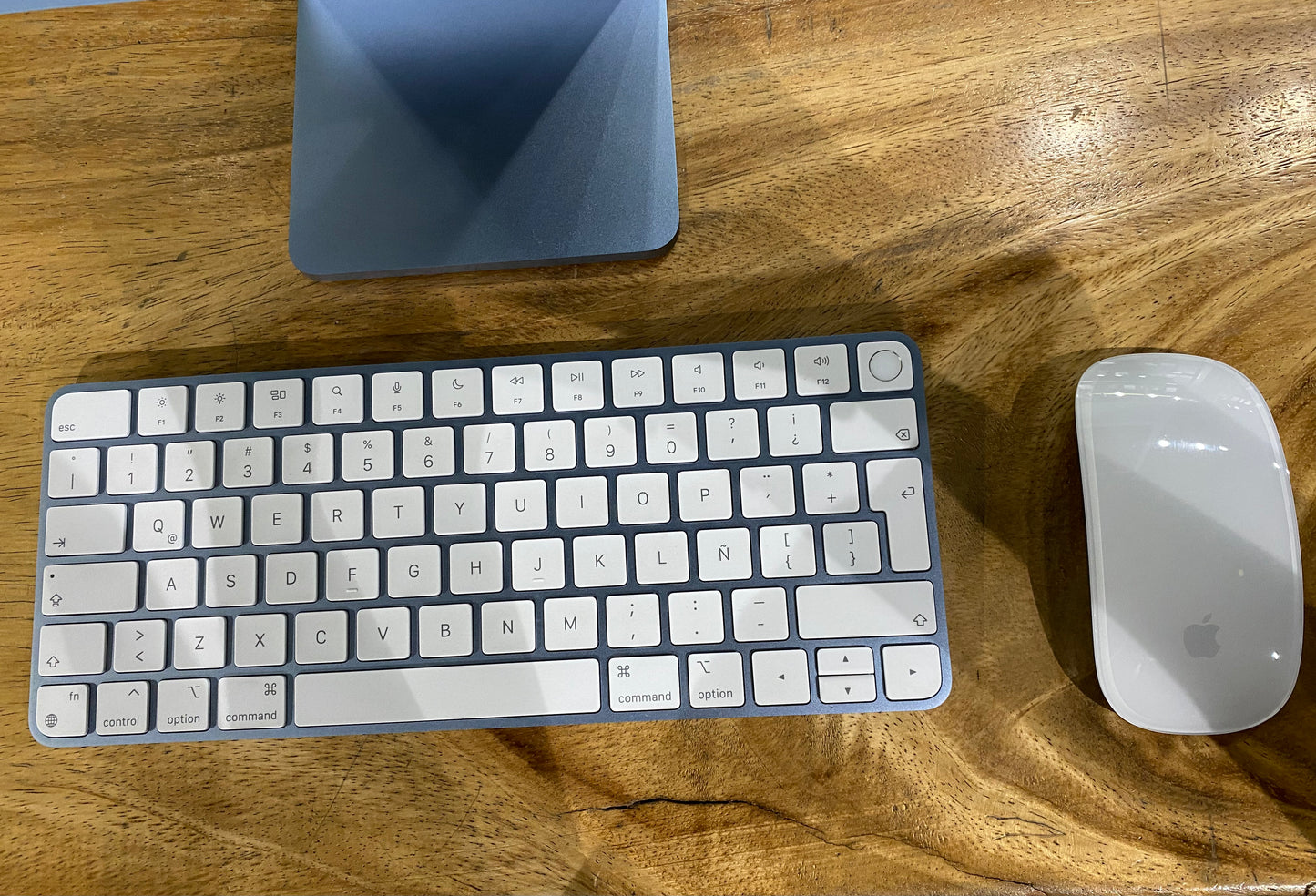 iMac 24" 2021 256GB (Producto Unico)