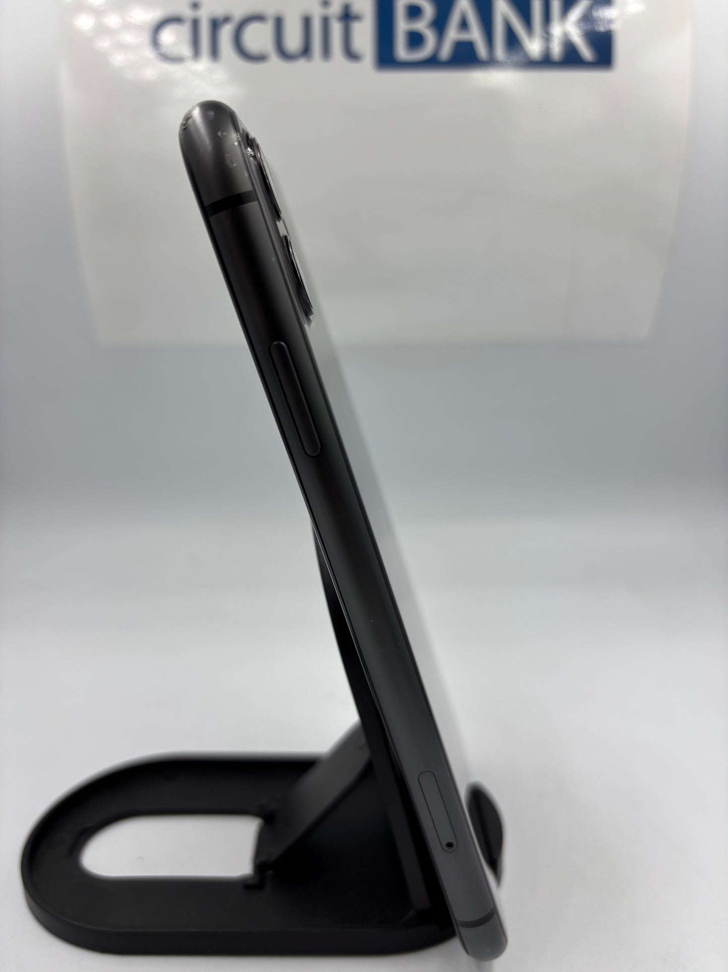 iPhone 11 128GB (Producto Único)