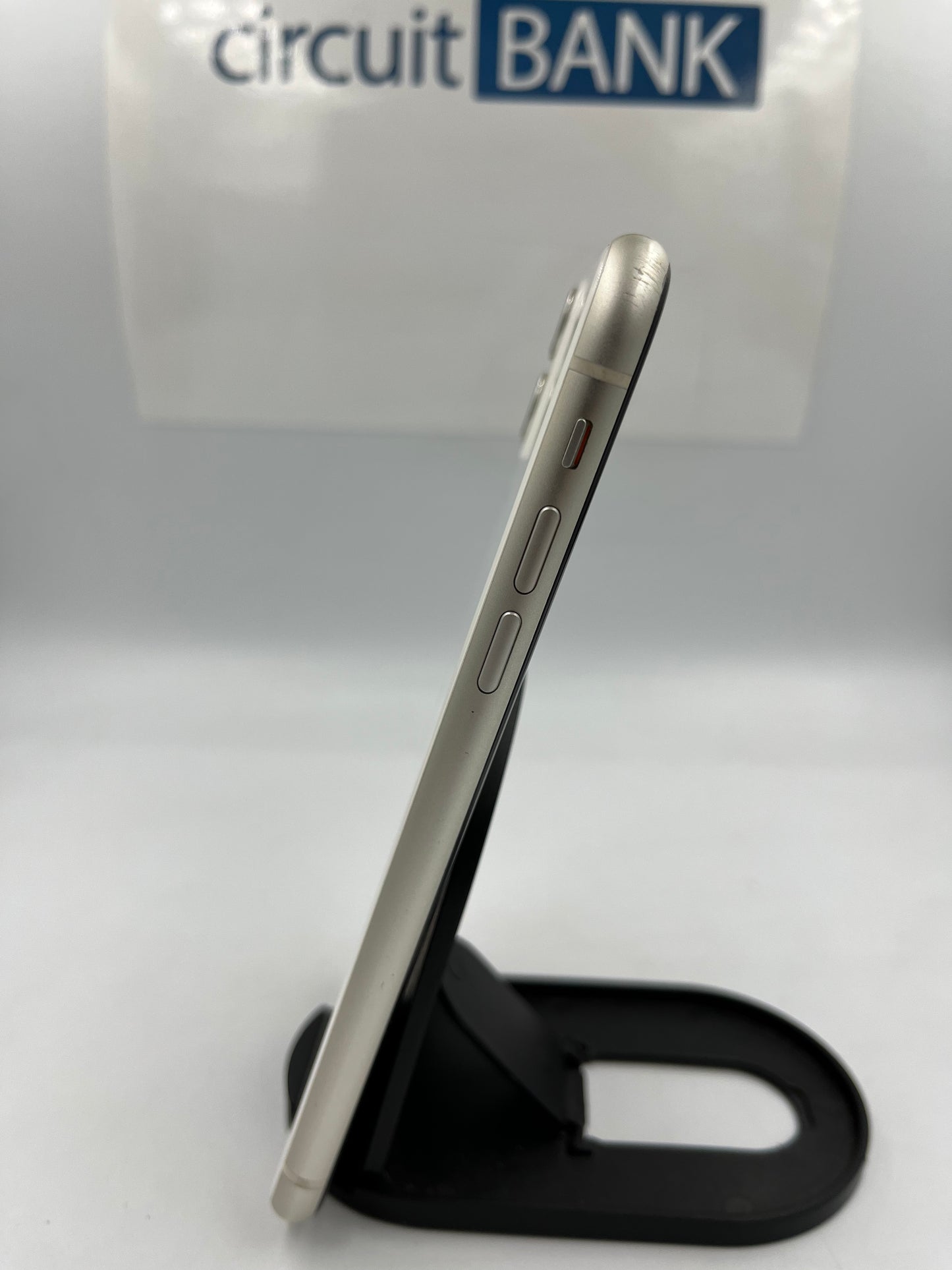 iPhone 11 64GB