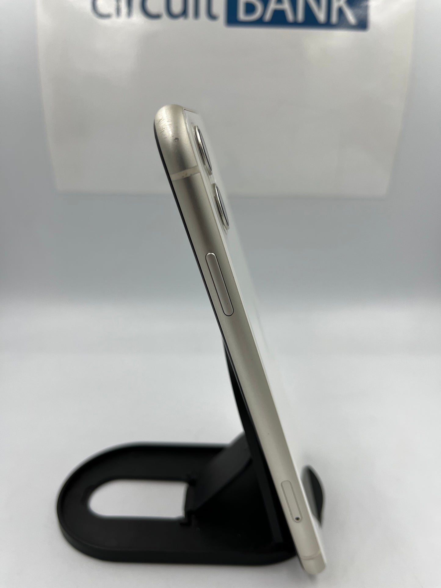 iPhone 11 64GB